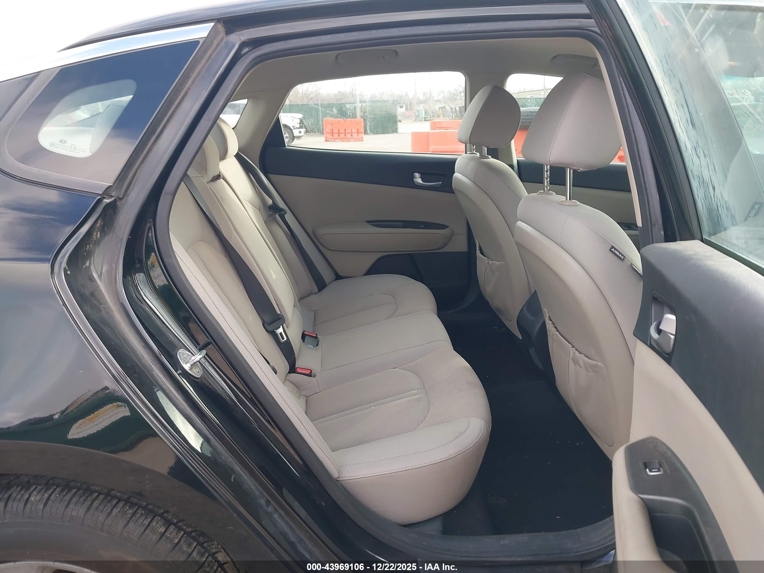 KIA OPTIMA image 8