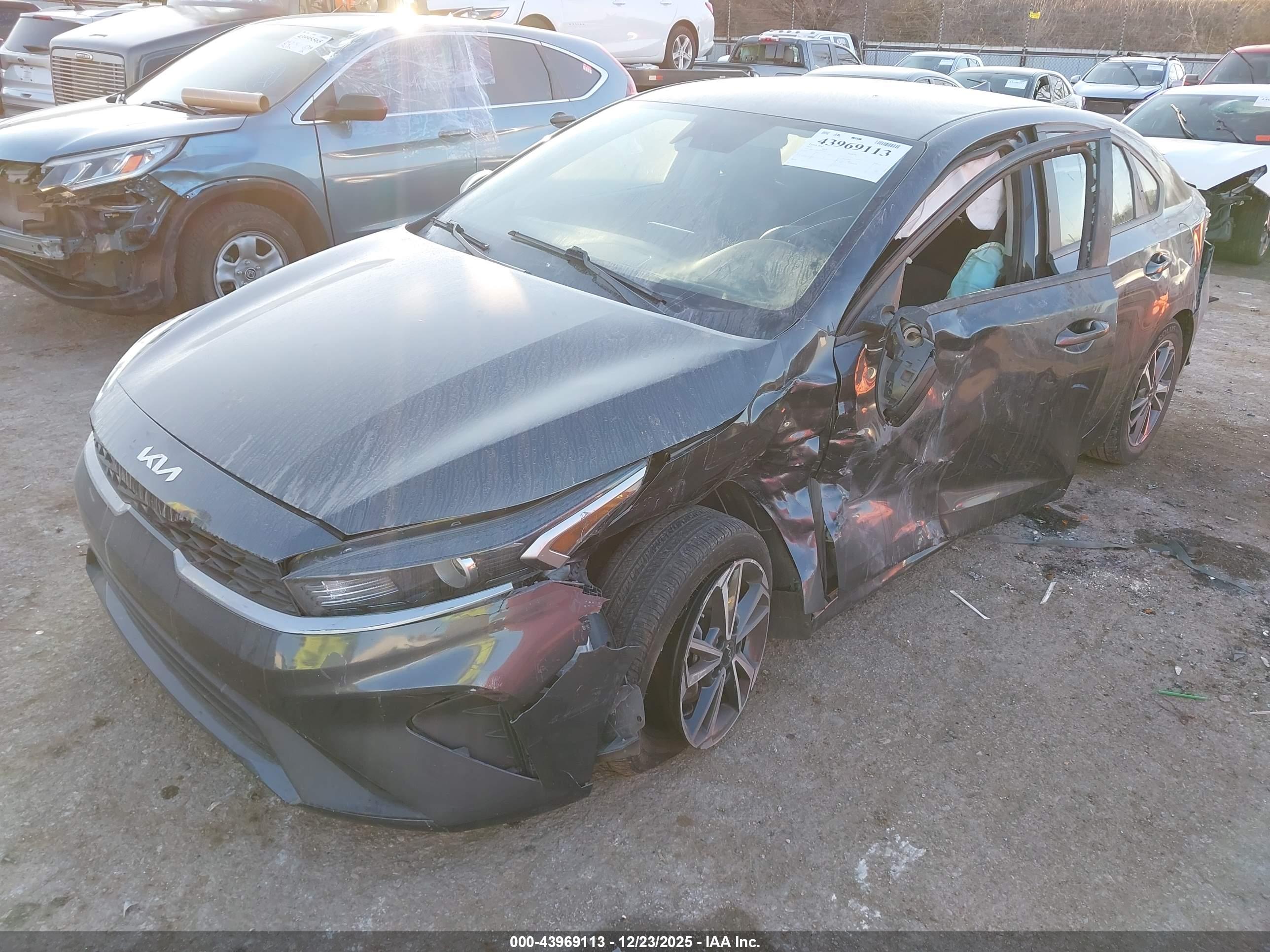 KIA FORTE image 2