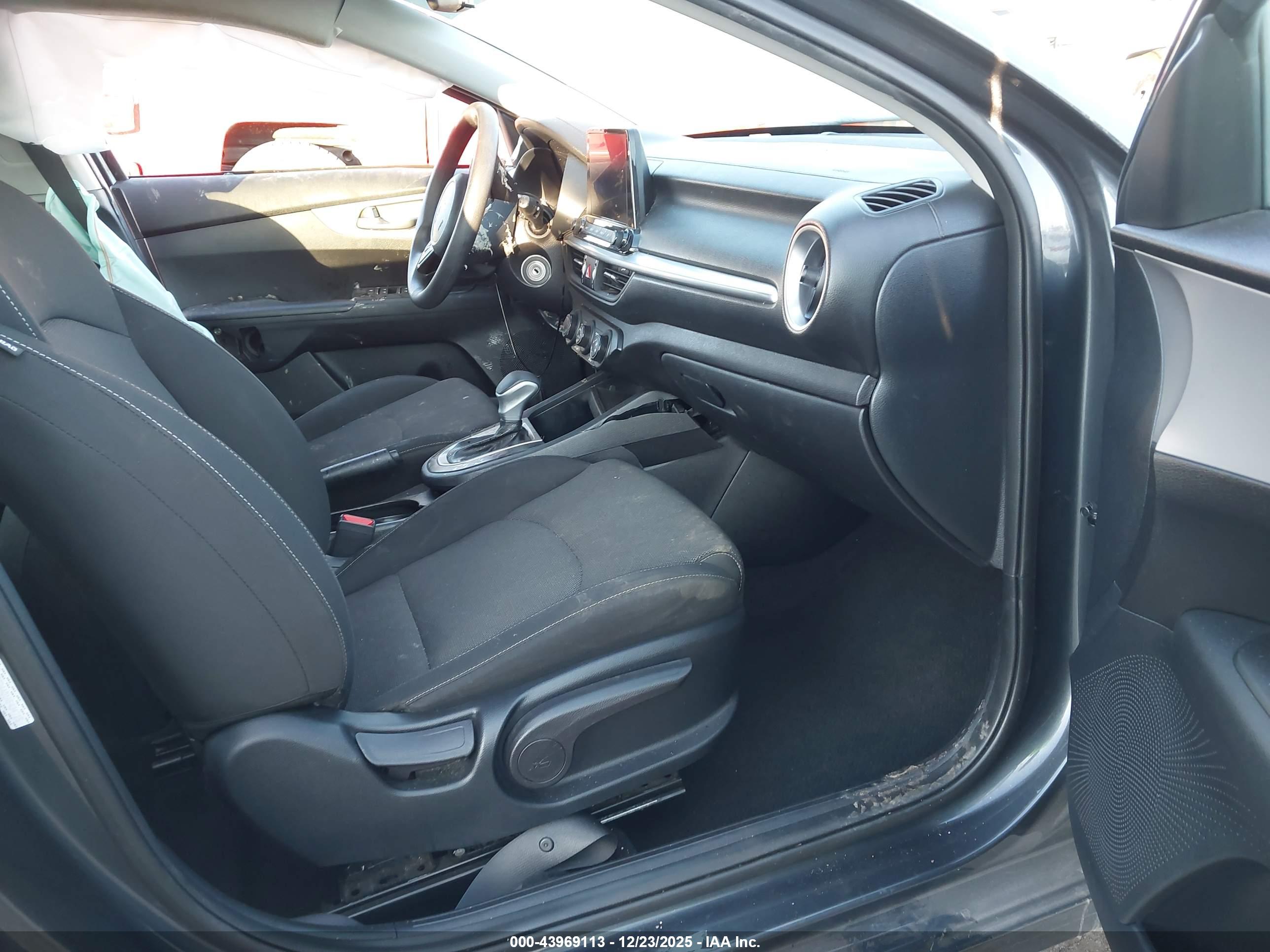 KIA FORTE image 5