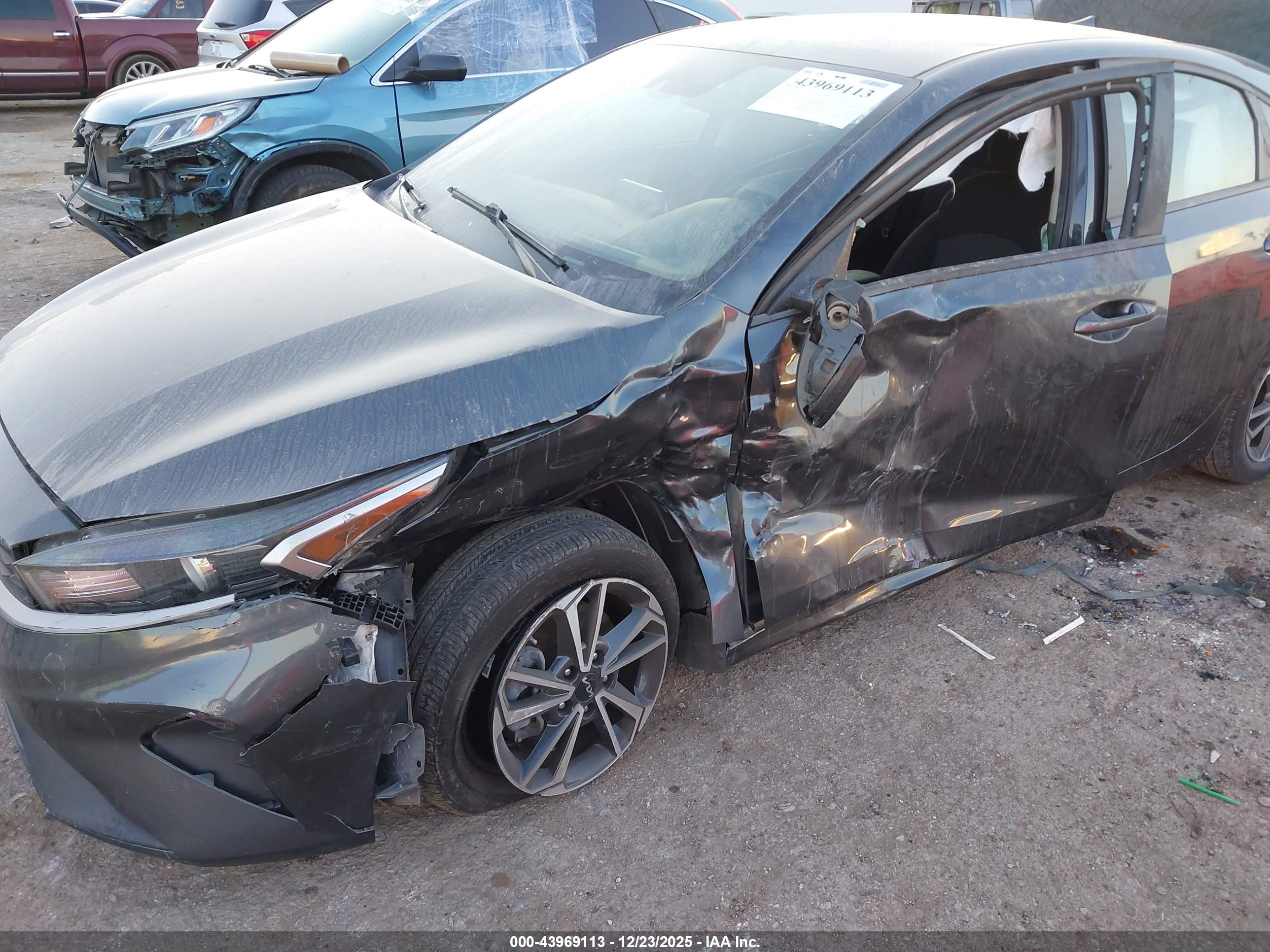 KIA FORTE image 6