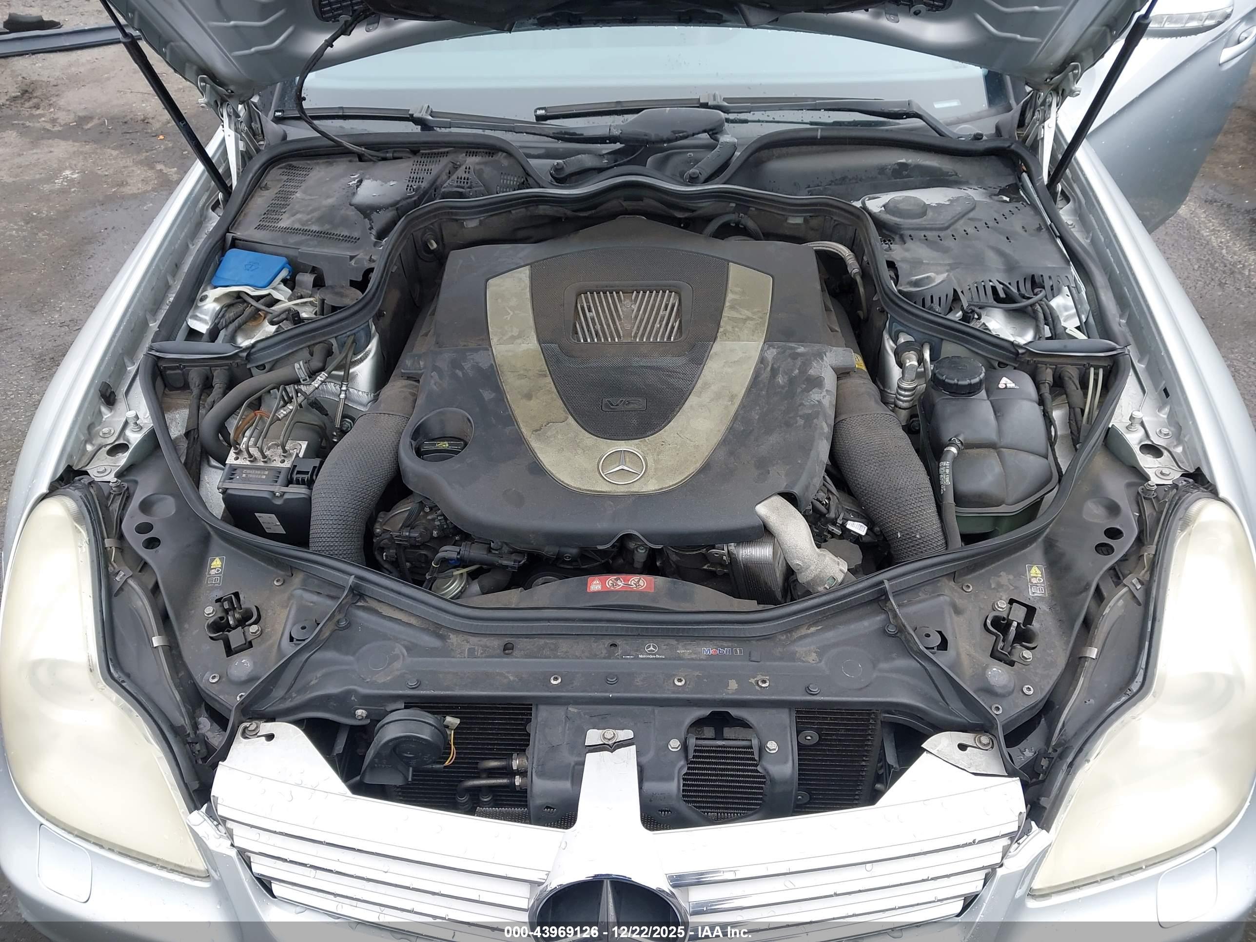 MERCEDES-BENZ CLS image 10