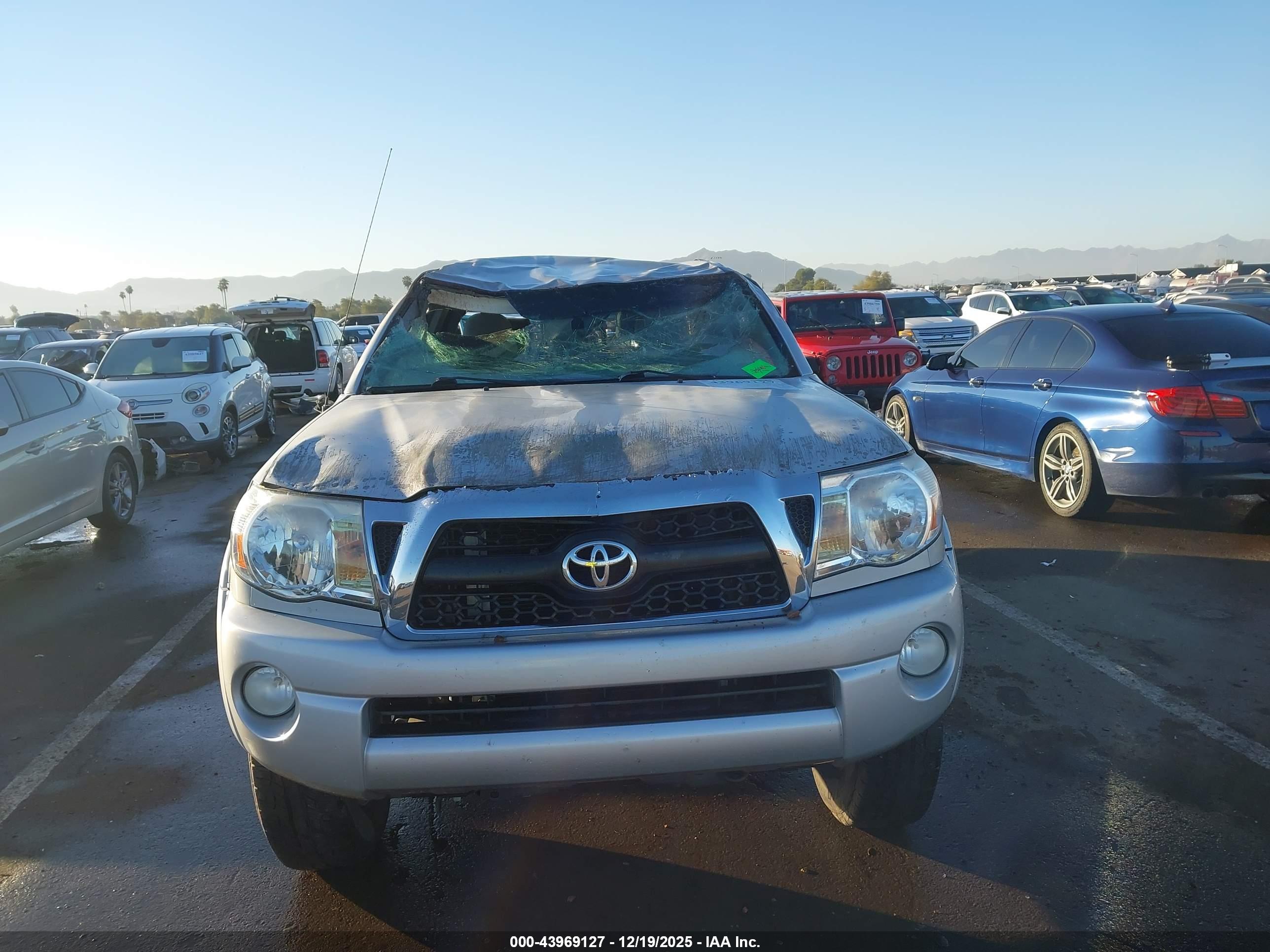 TOYOTA TACOMA image 6