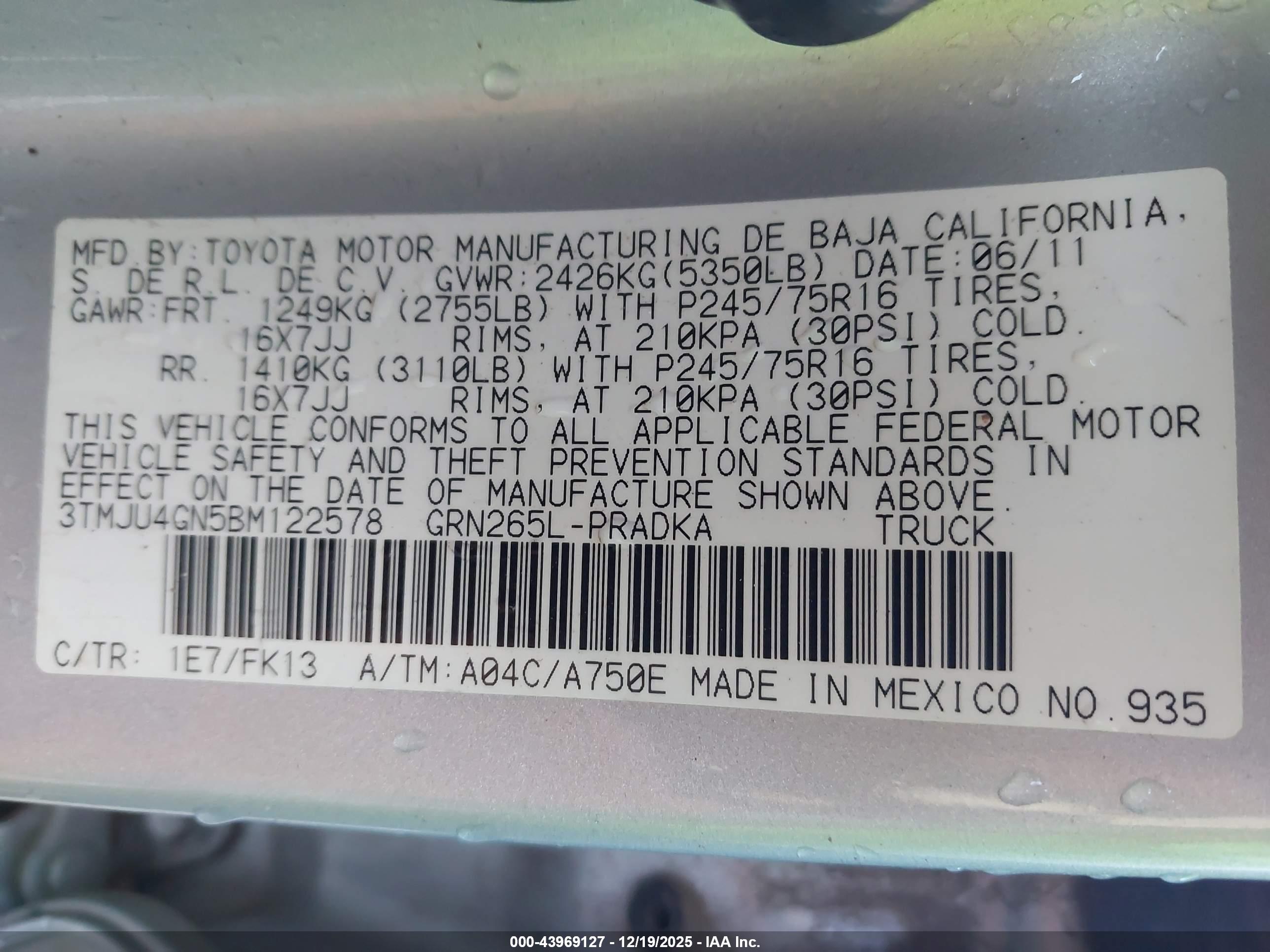 TOYOTA TACOMA image 9