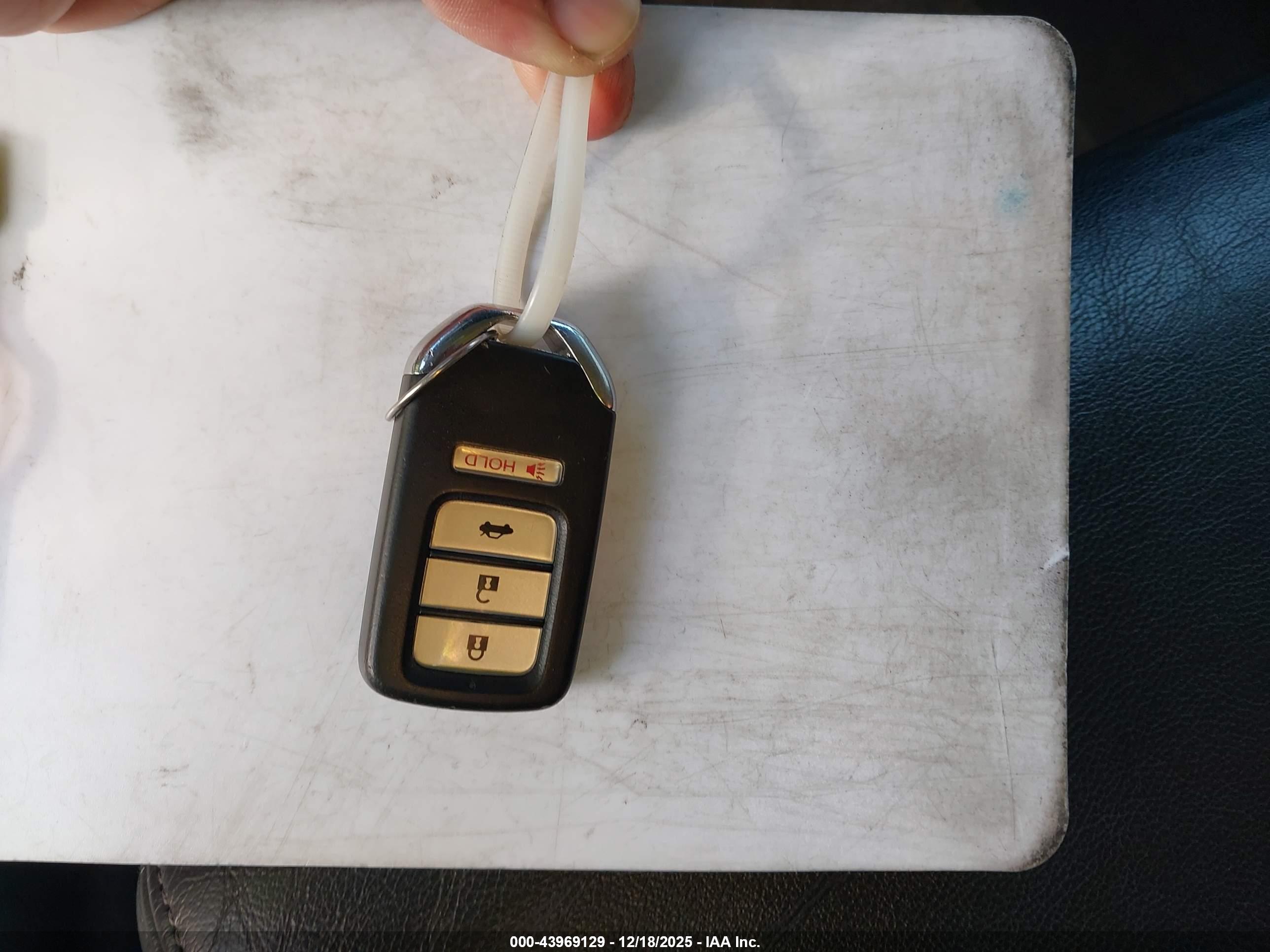 HONDA CIVIC image 11