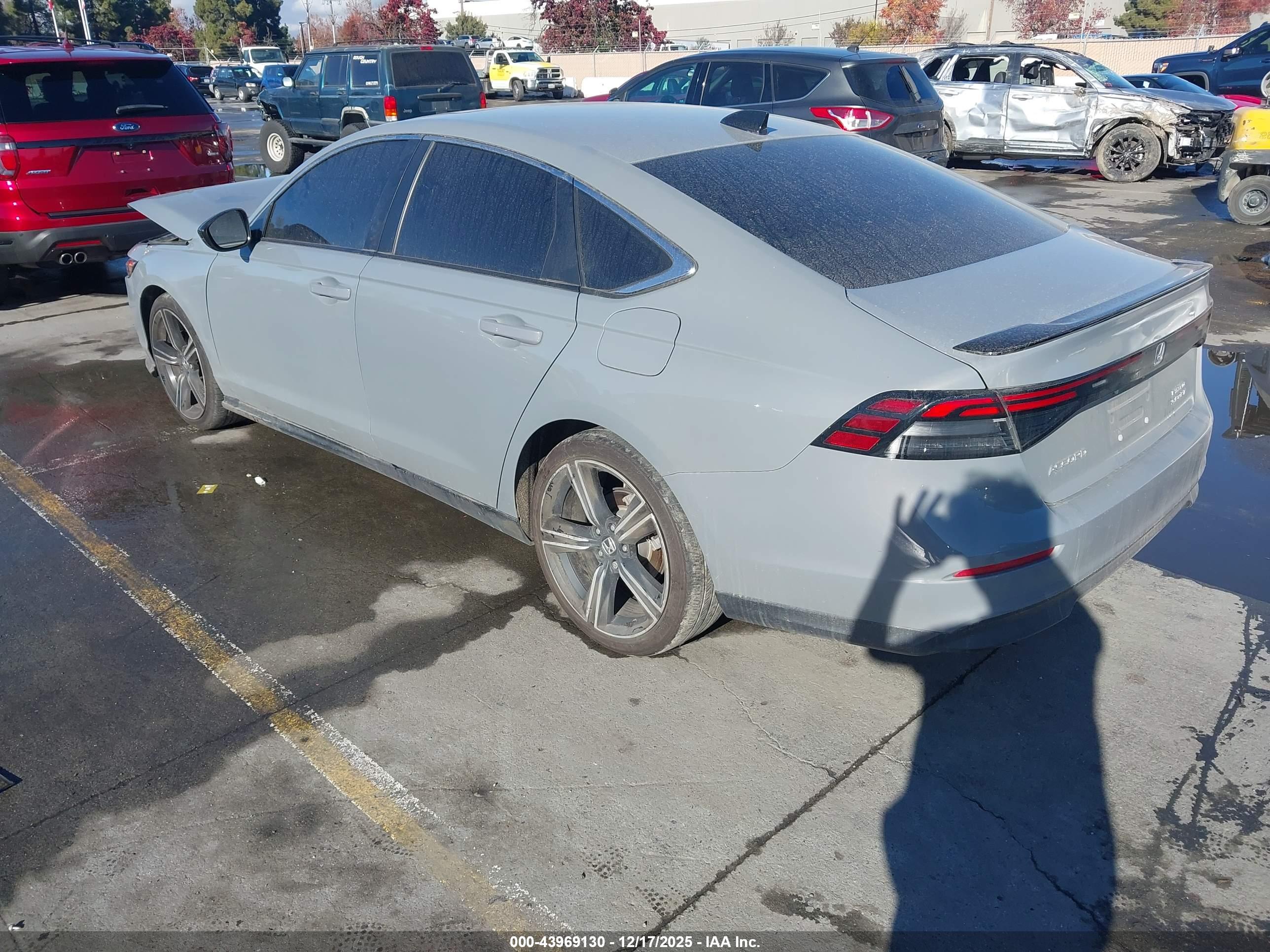 HONDA ACCORD image 3
