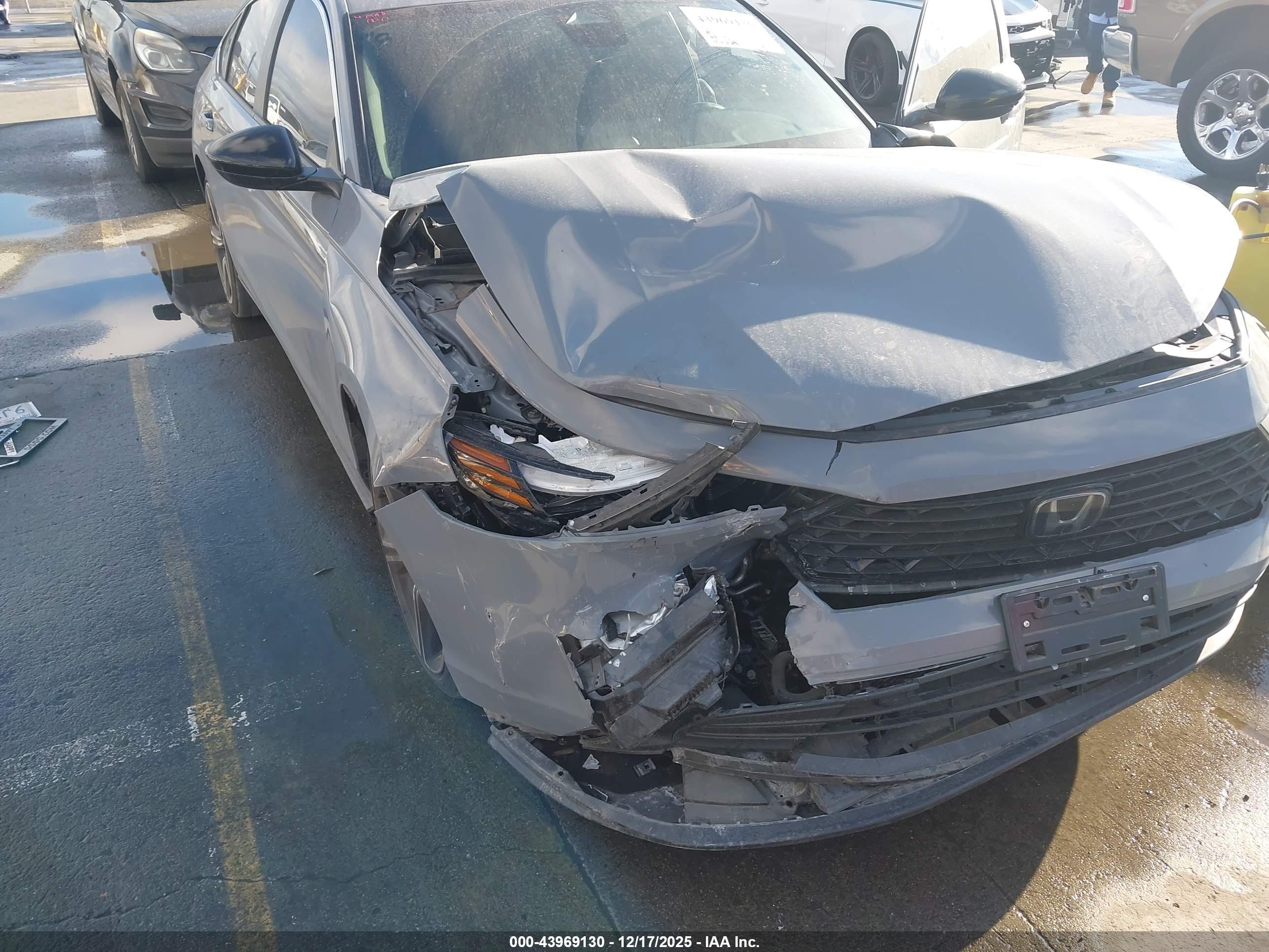HONDA ACCORD image 6