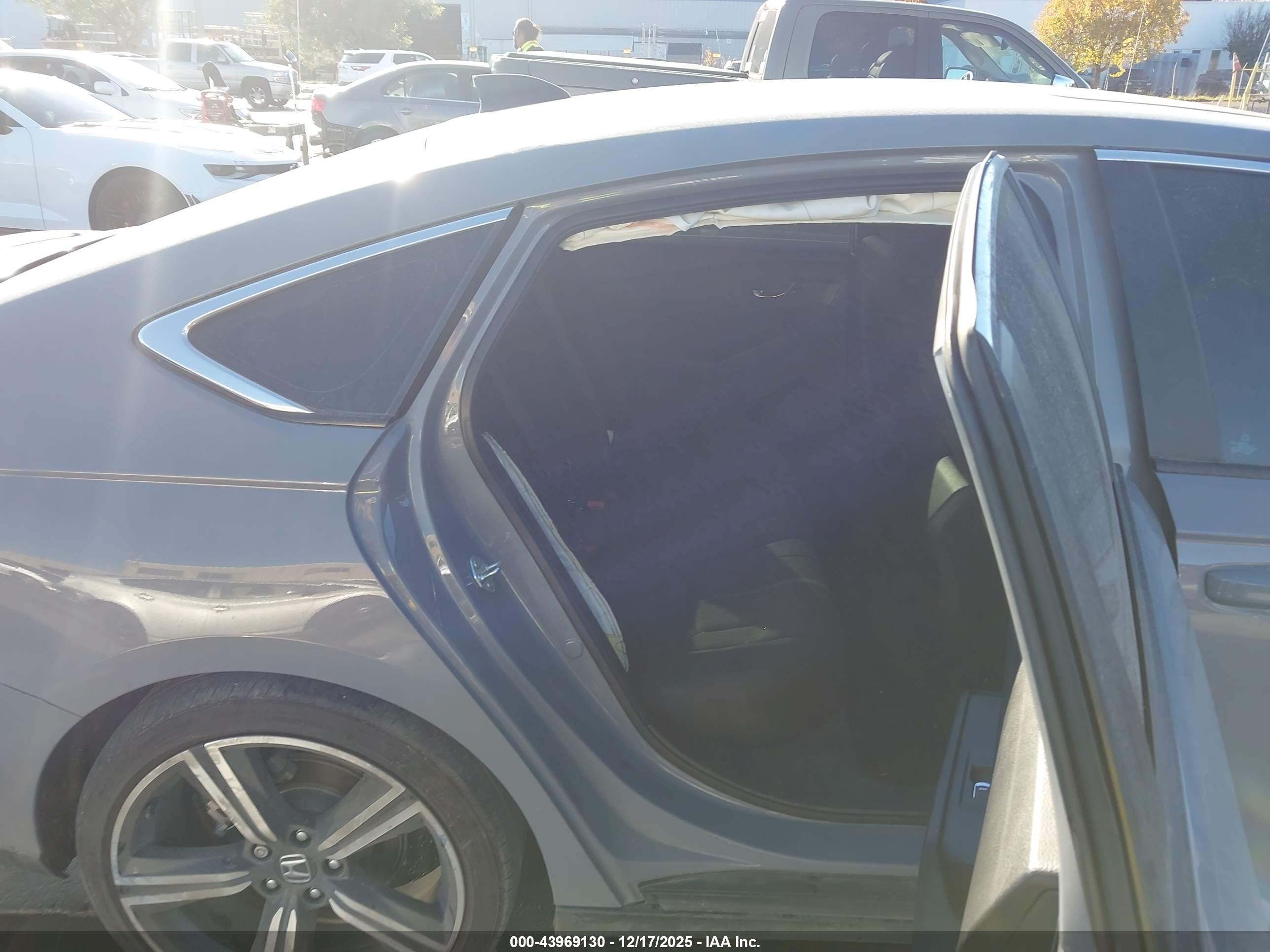 HONDA ACCORD image 8