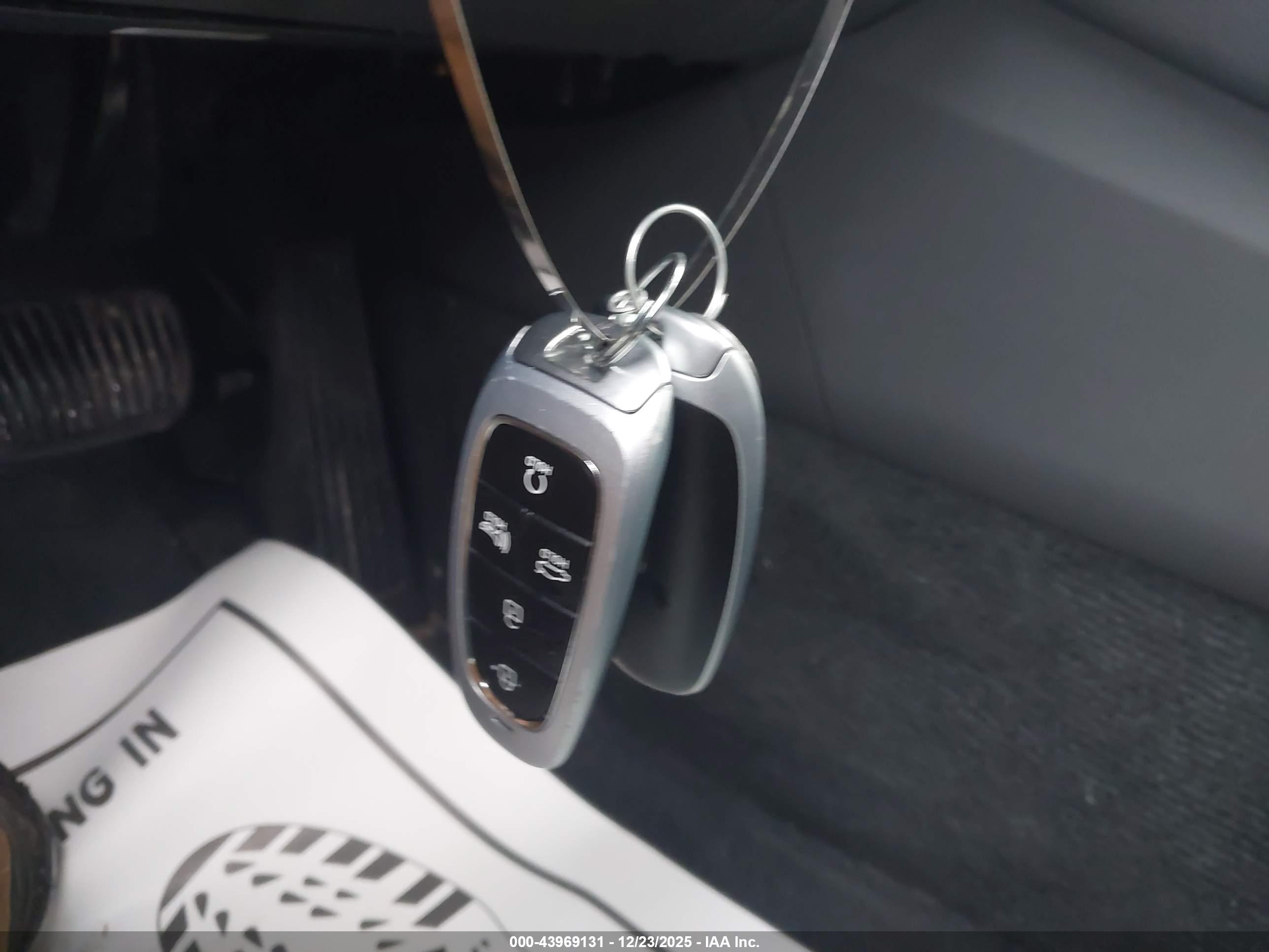 HYUNDAI SONATA image 11