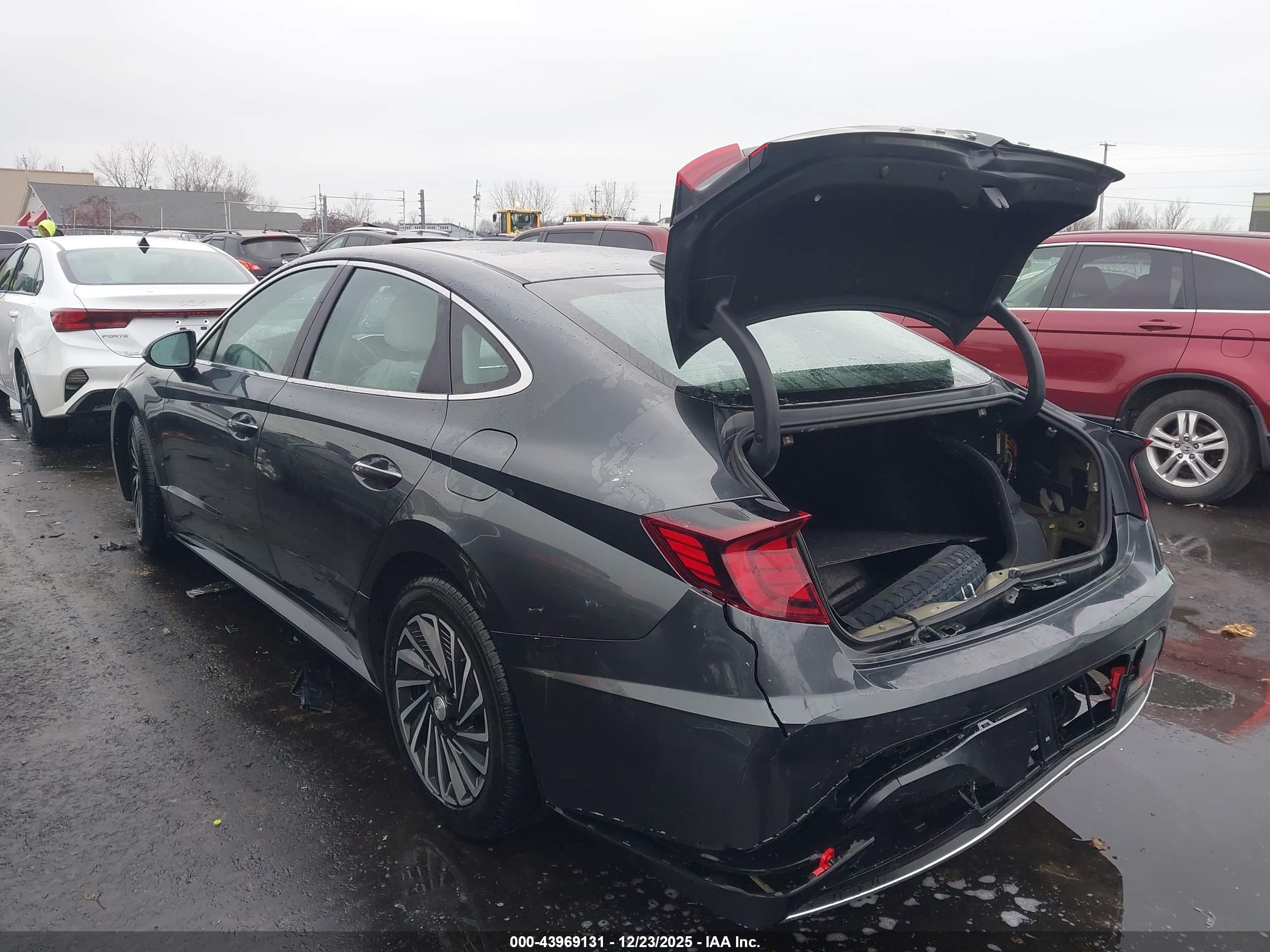 HYUNDAI SONATA image 3