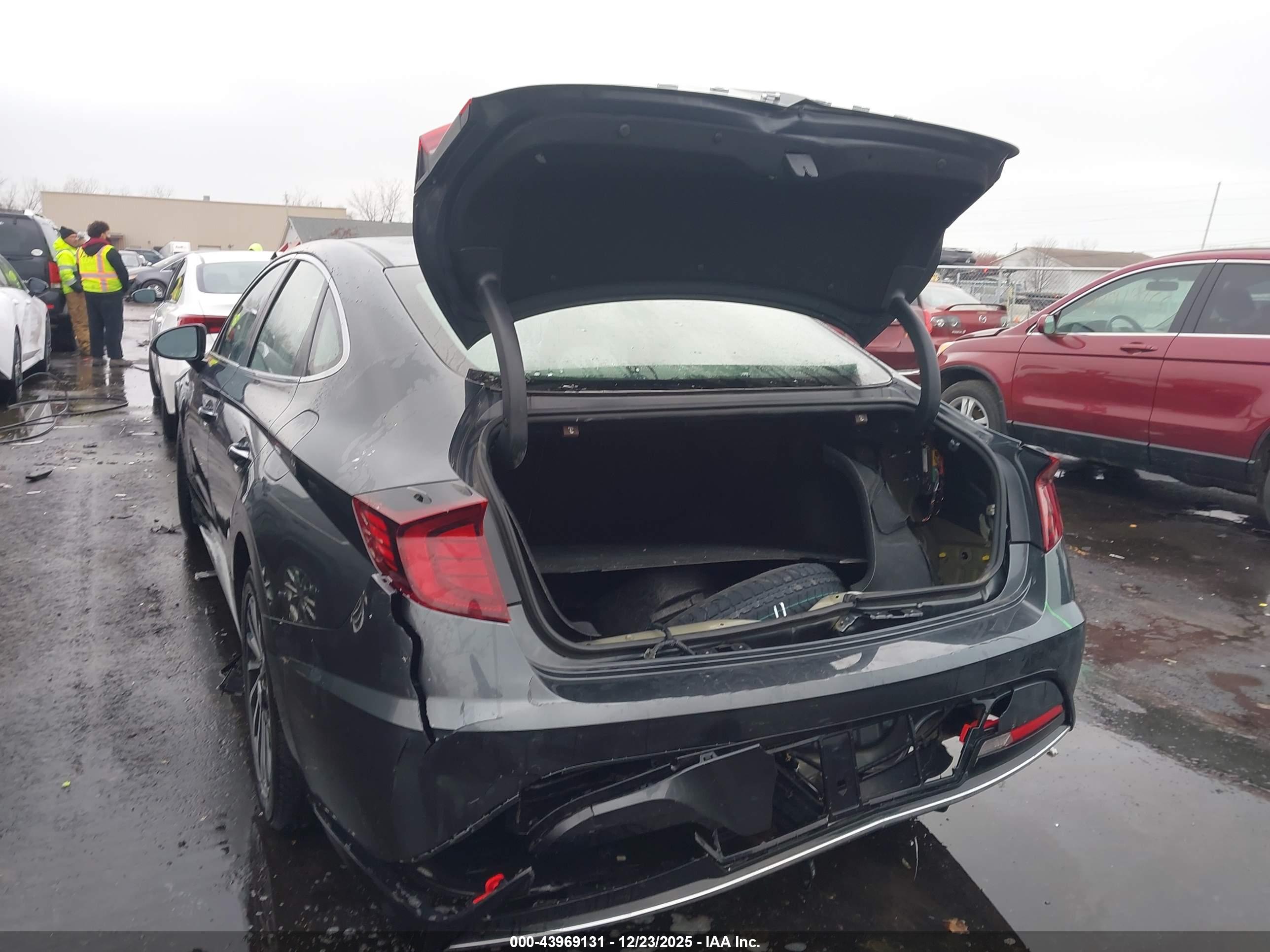 HYUNDAI SONATA image 6