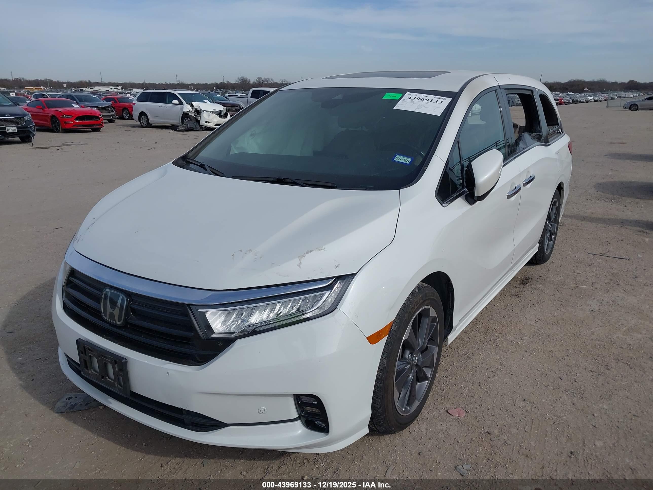 HONDA ODYSSEY image 2
