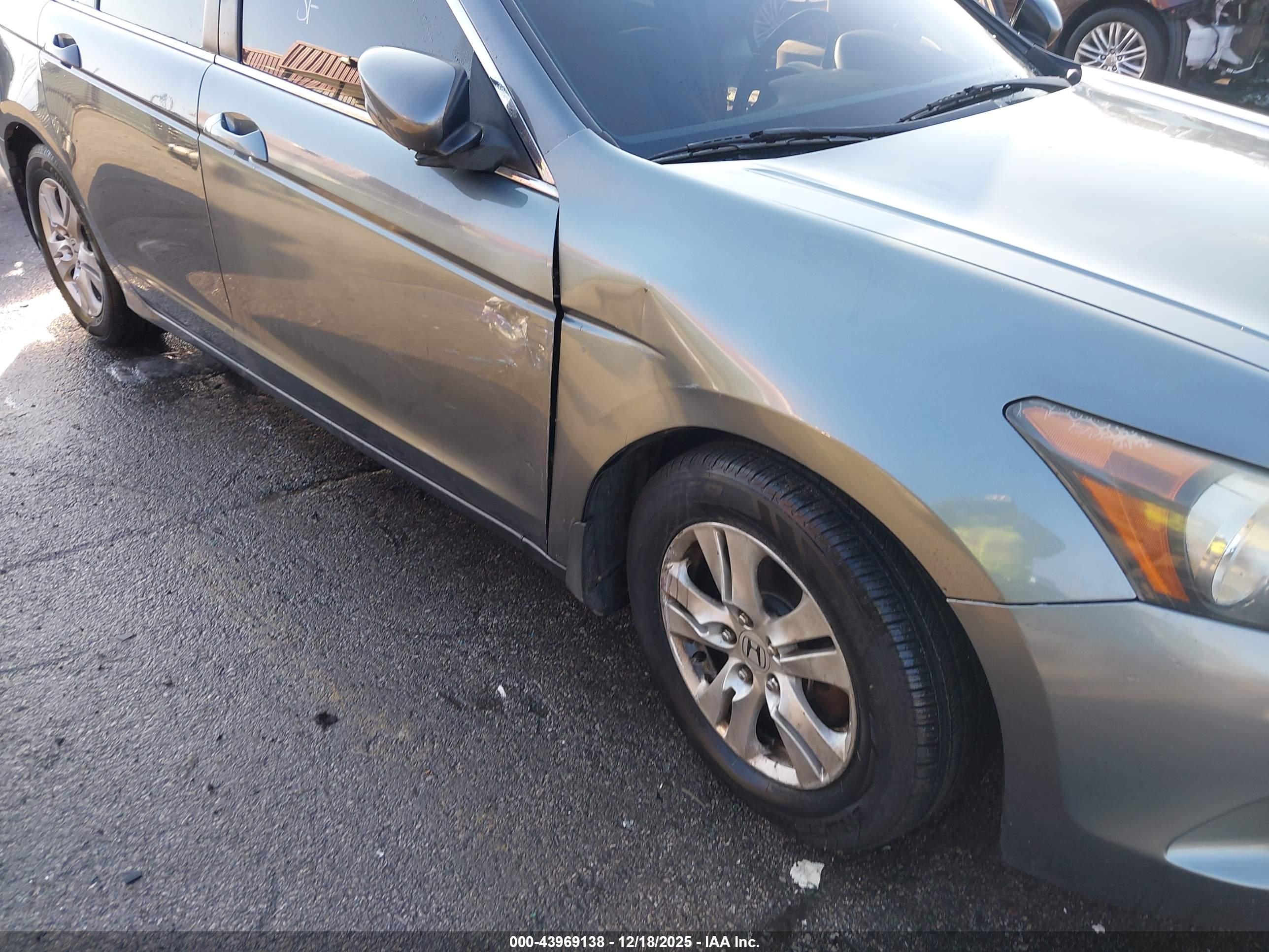 HONDA ACCORD image 6