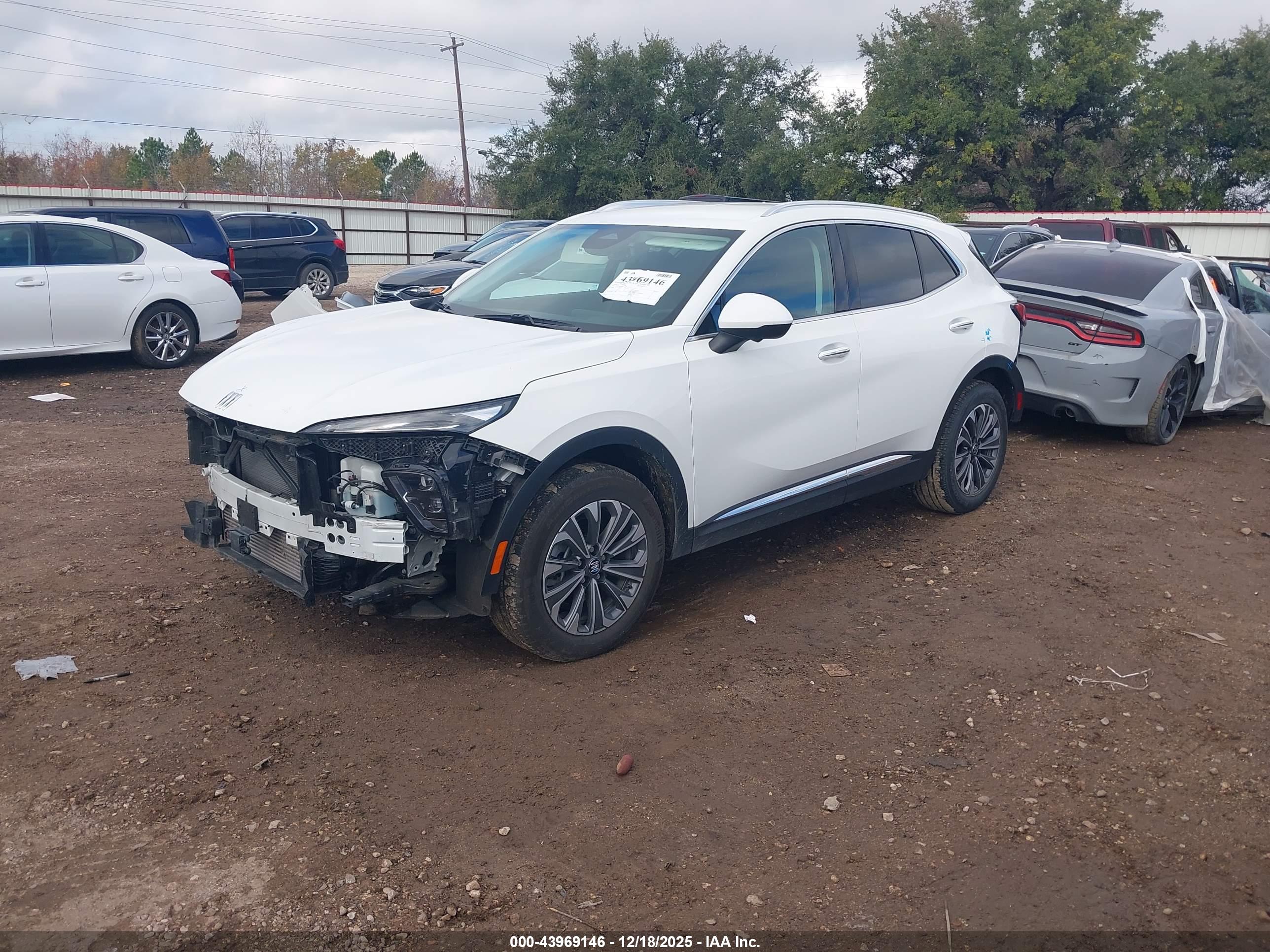 BUICK ENVISION image 2