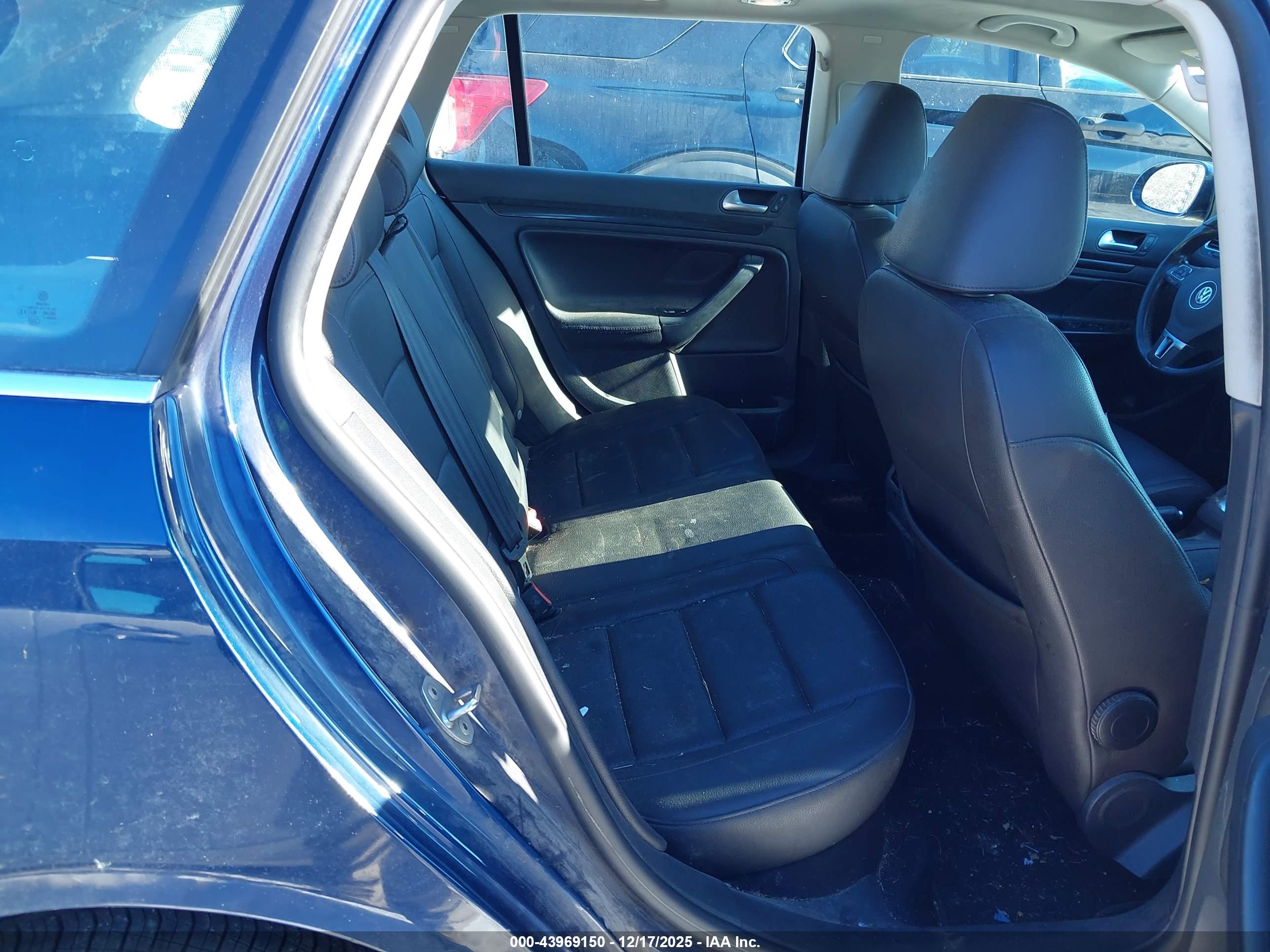 VOLKSWAGEN JETTA image 8