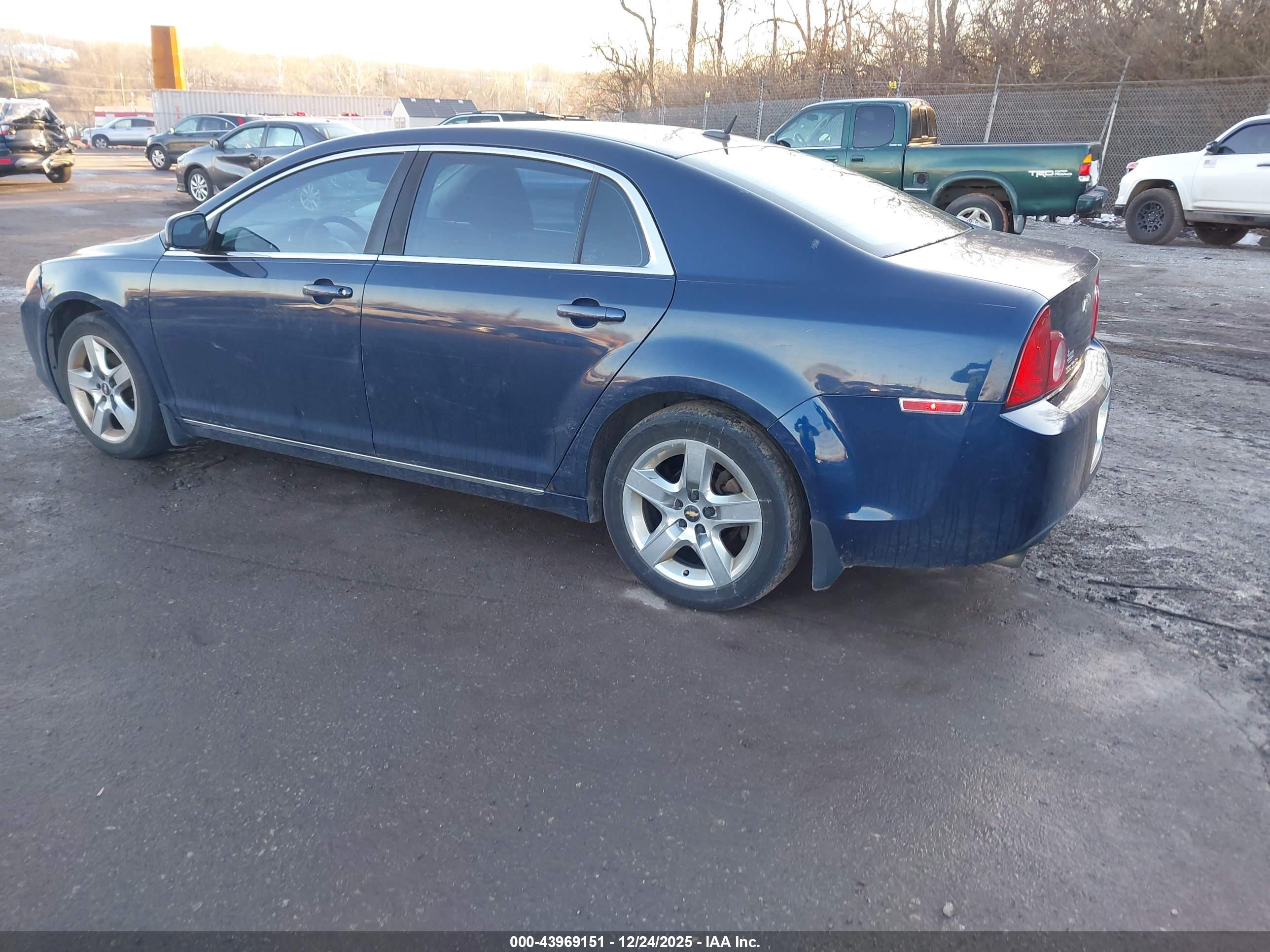 CHEVROLET MALIBU image 3