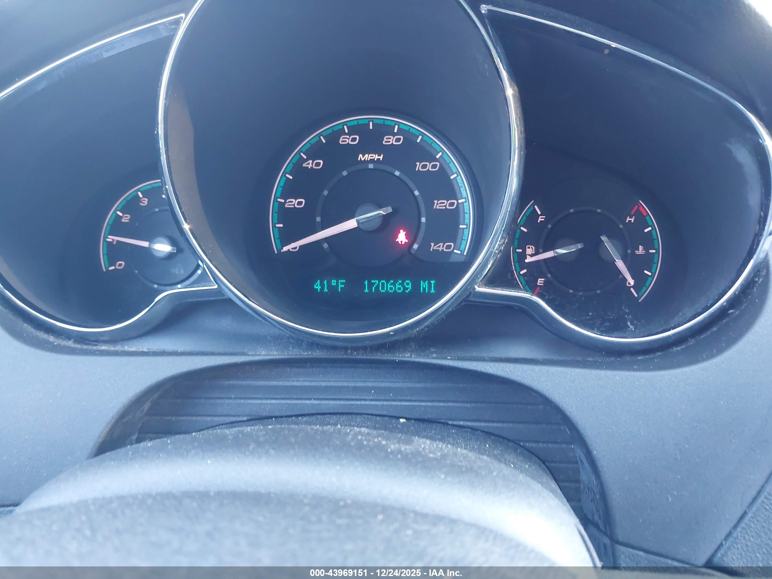 CHEVROLET MALIBU image 7