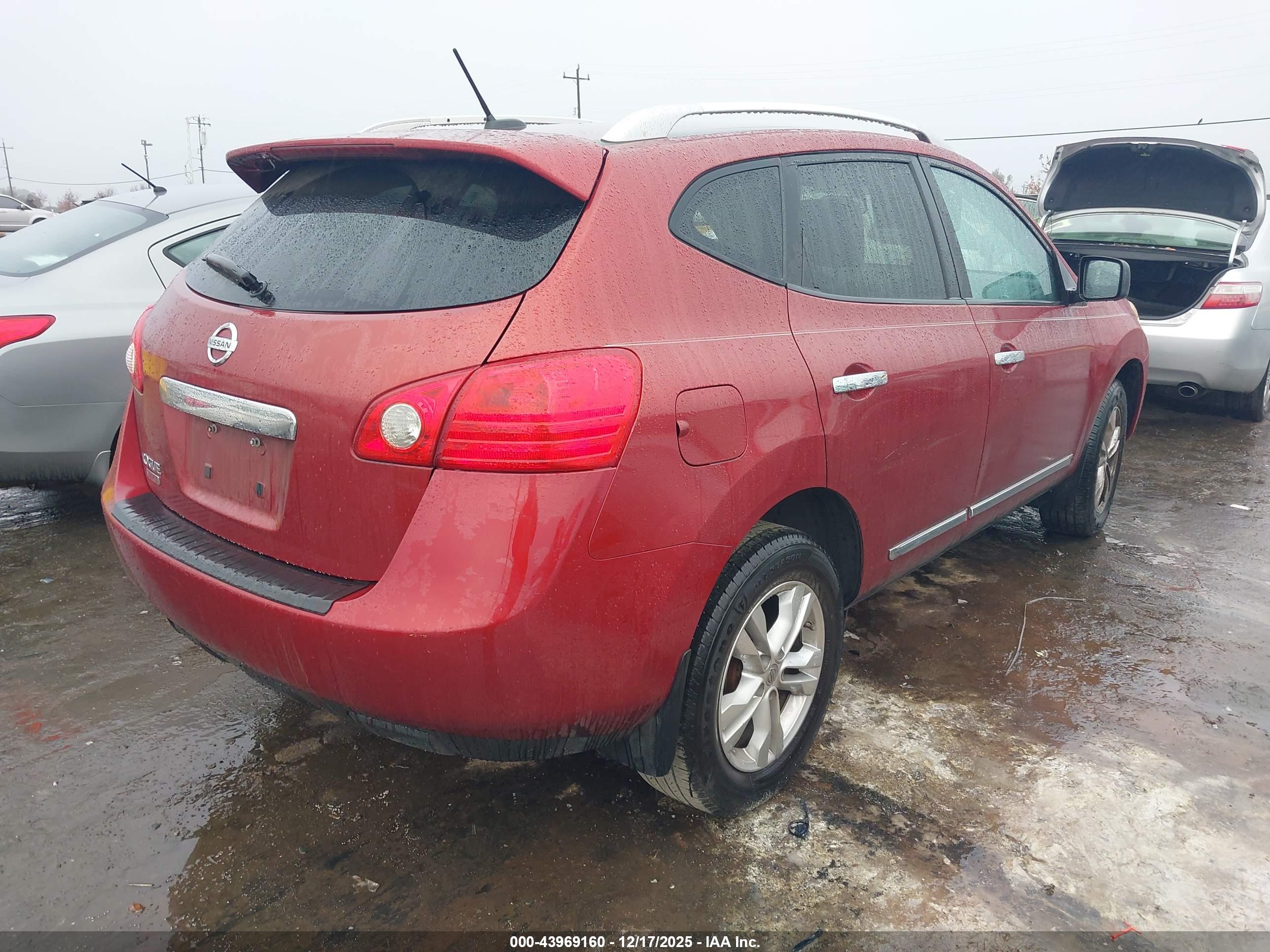NISSAN ROGUE image 4