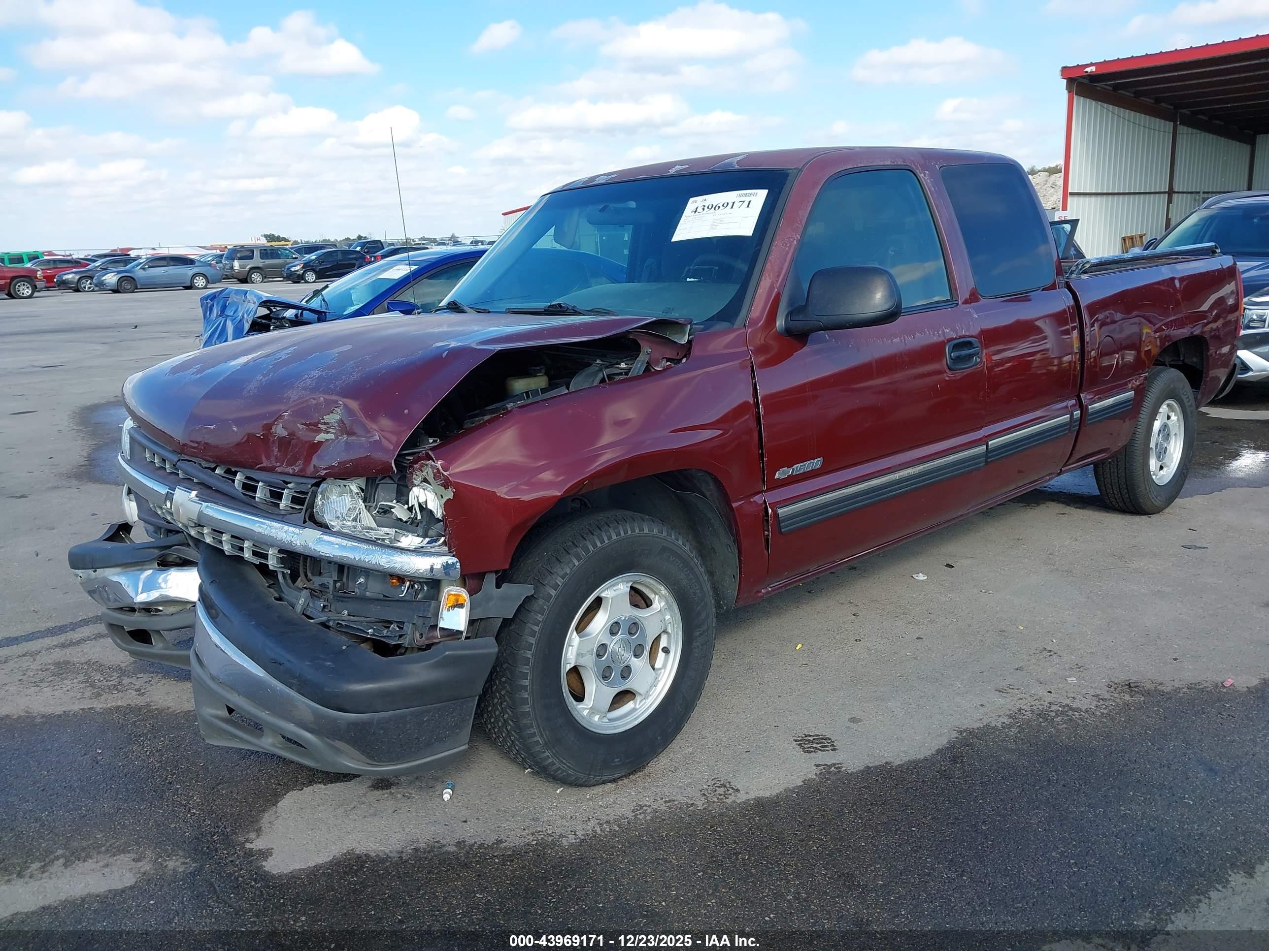 CHEVROLET SILVERADO image 2