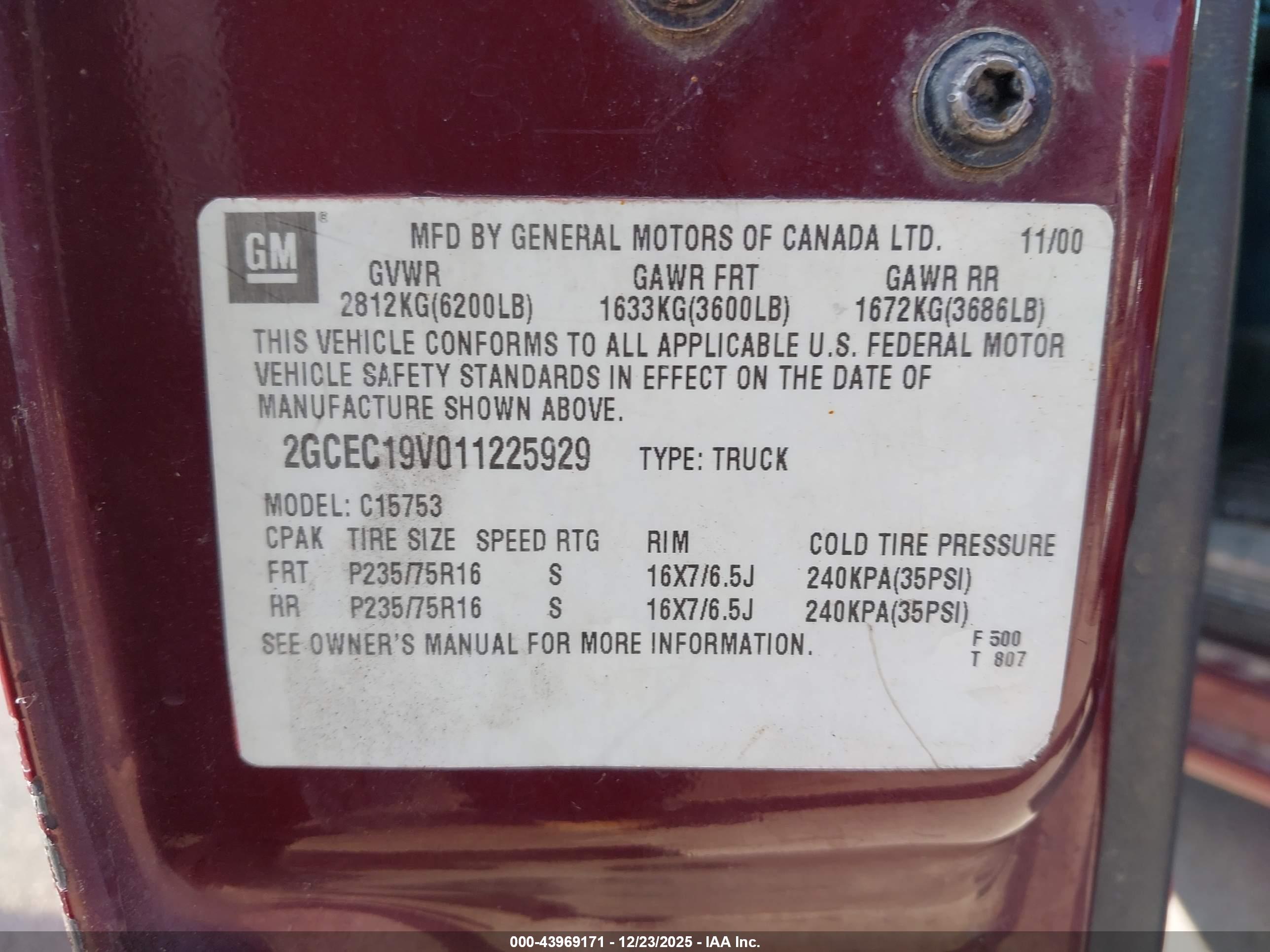 CHEVROLET SILVERADO image 9