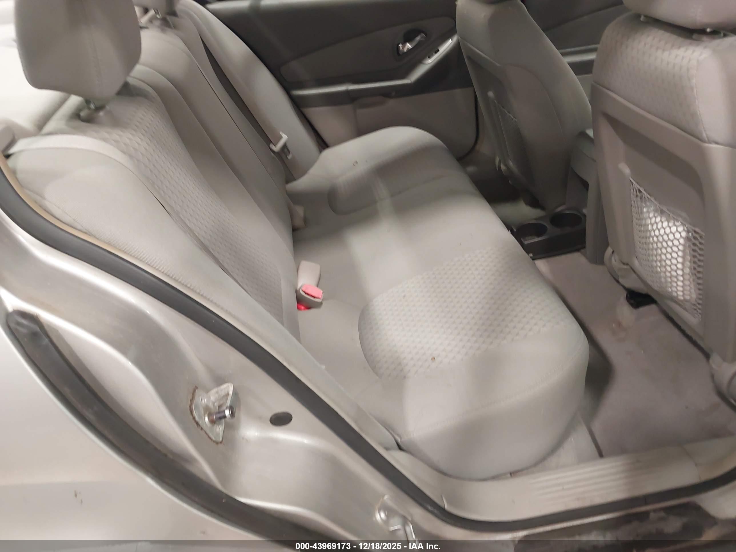 CHEVROLET MALIBU image 8