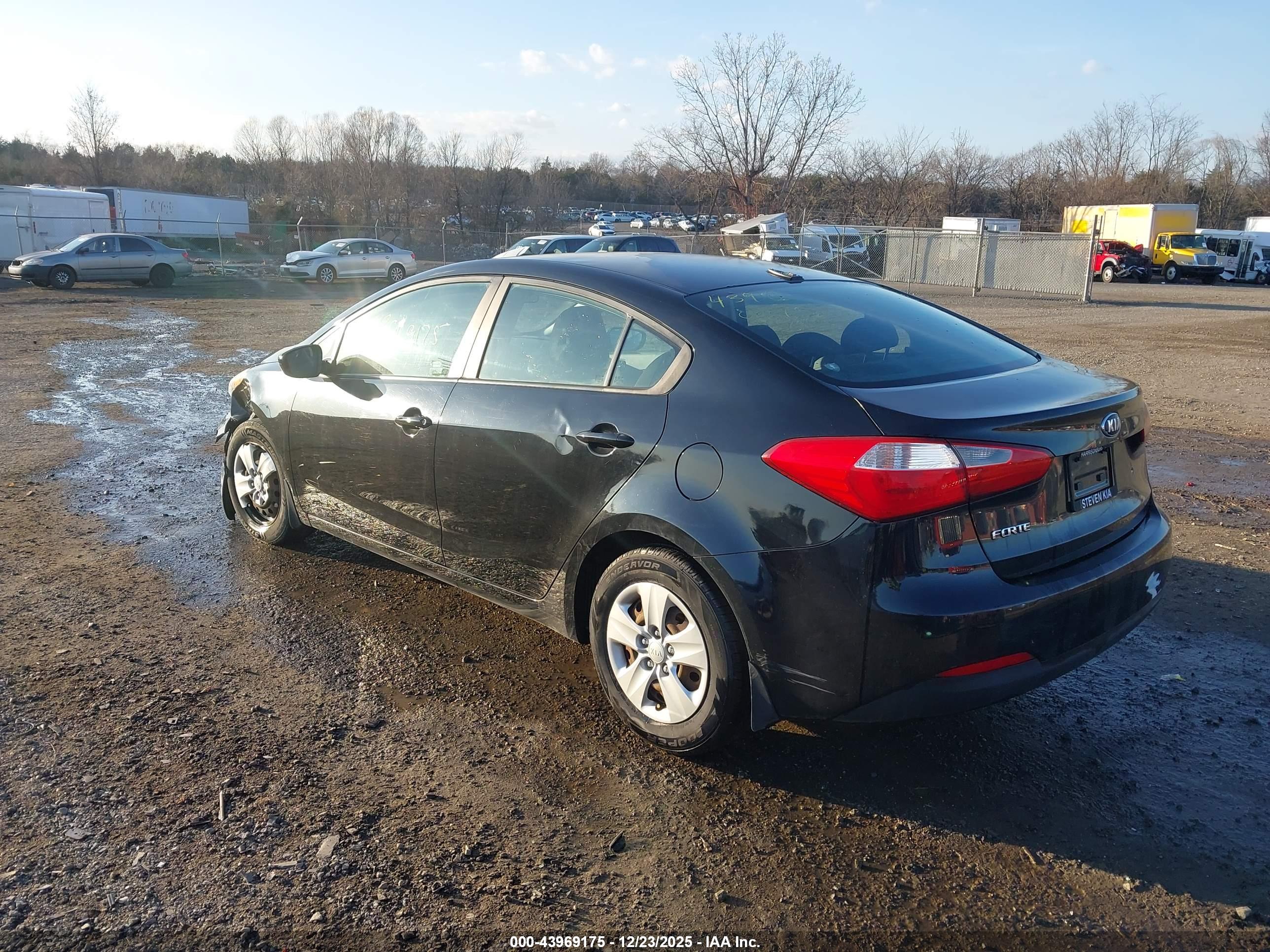 KIA FORTE image 3