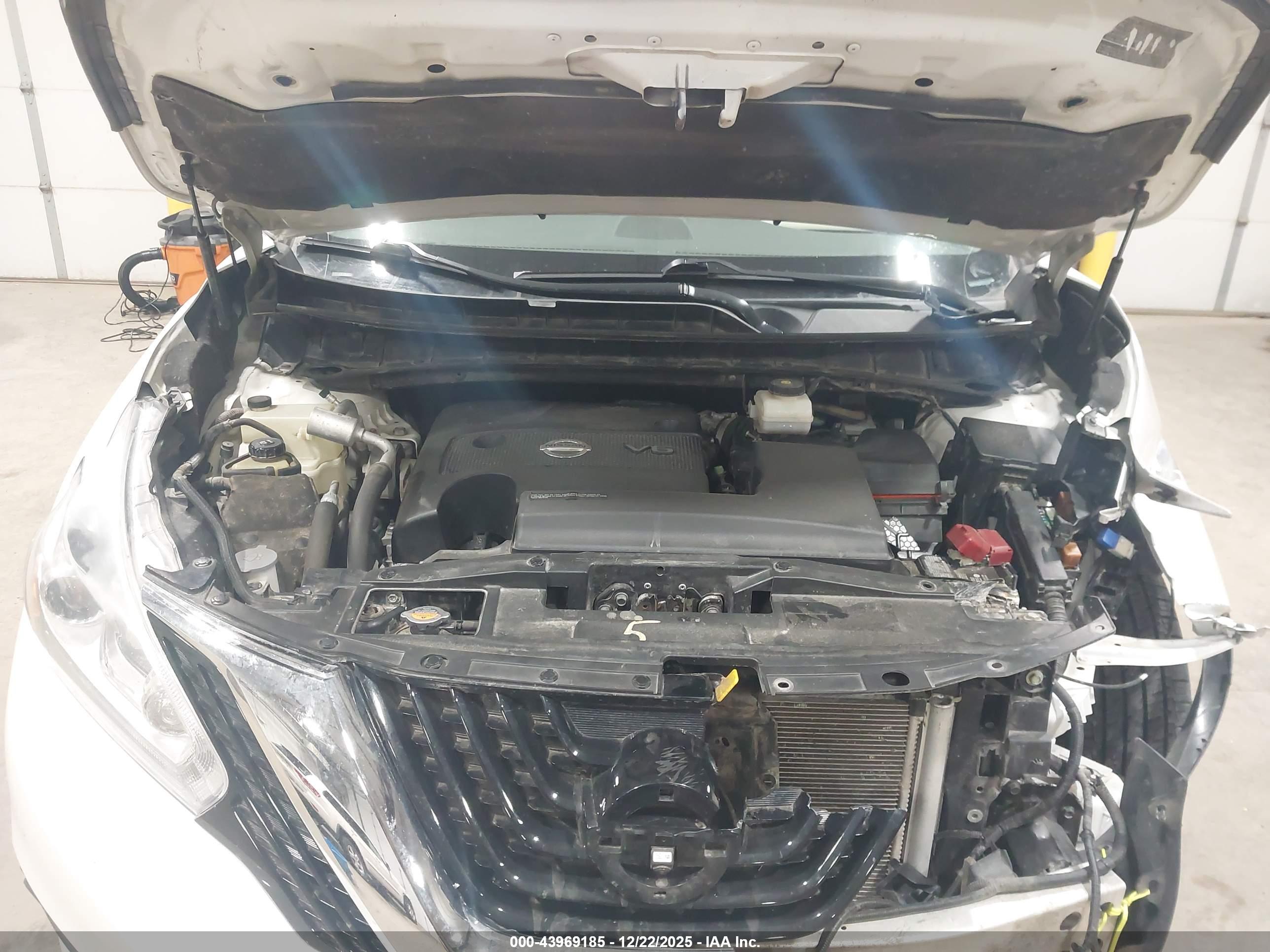 NISSAN MURANO image 10