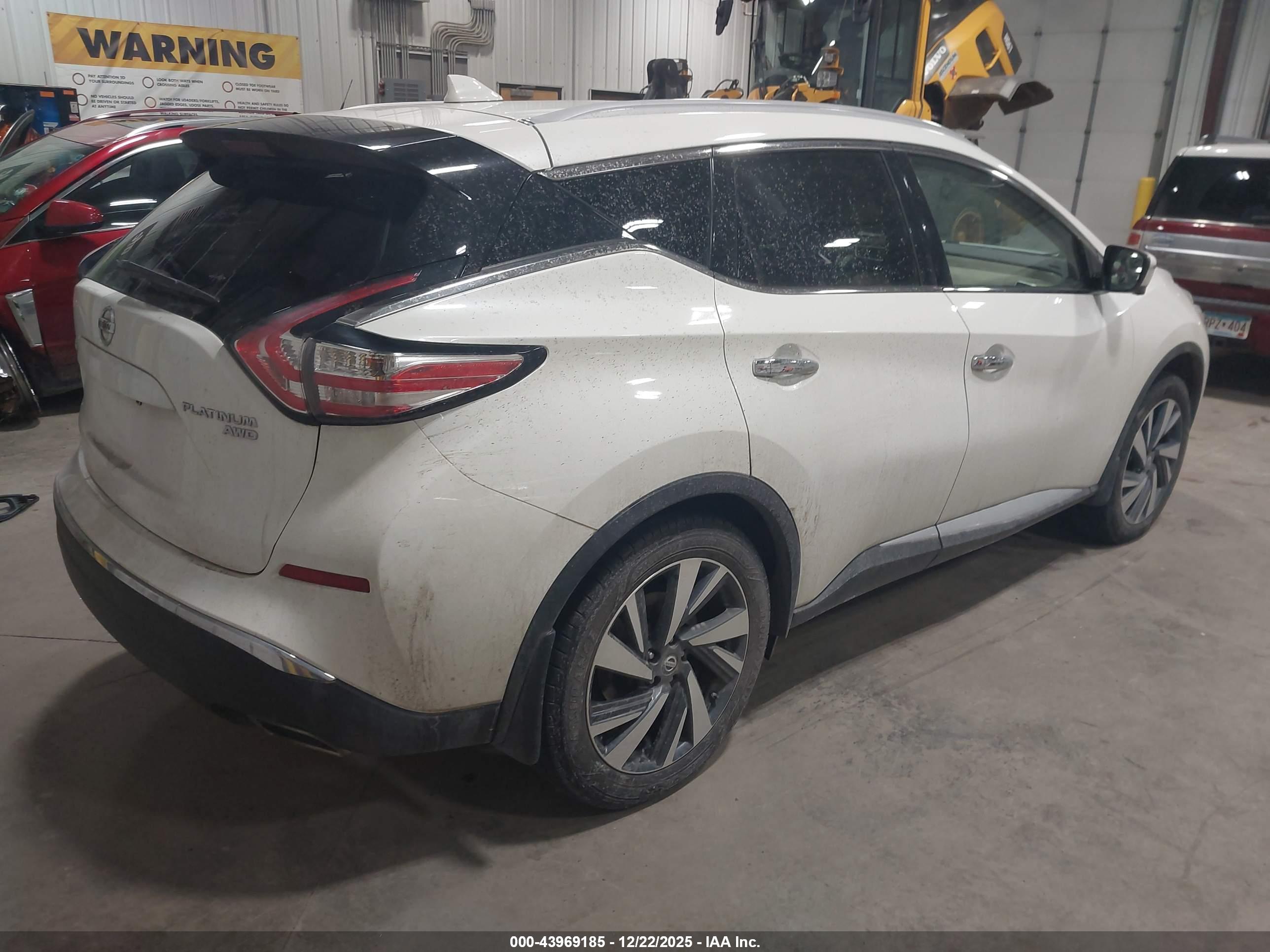 NISSAN MURANO image 4
