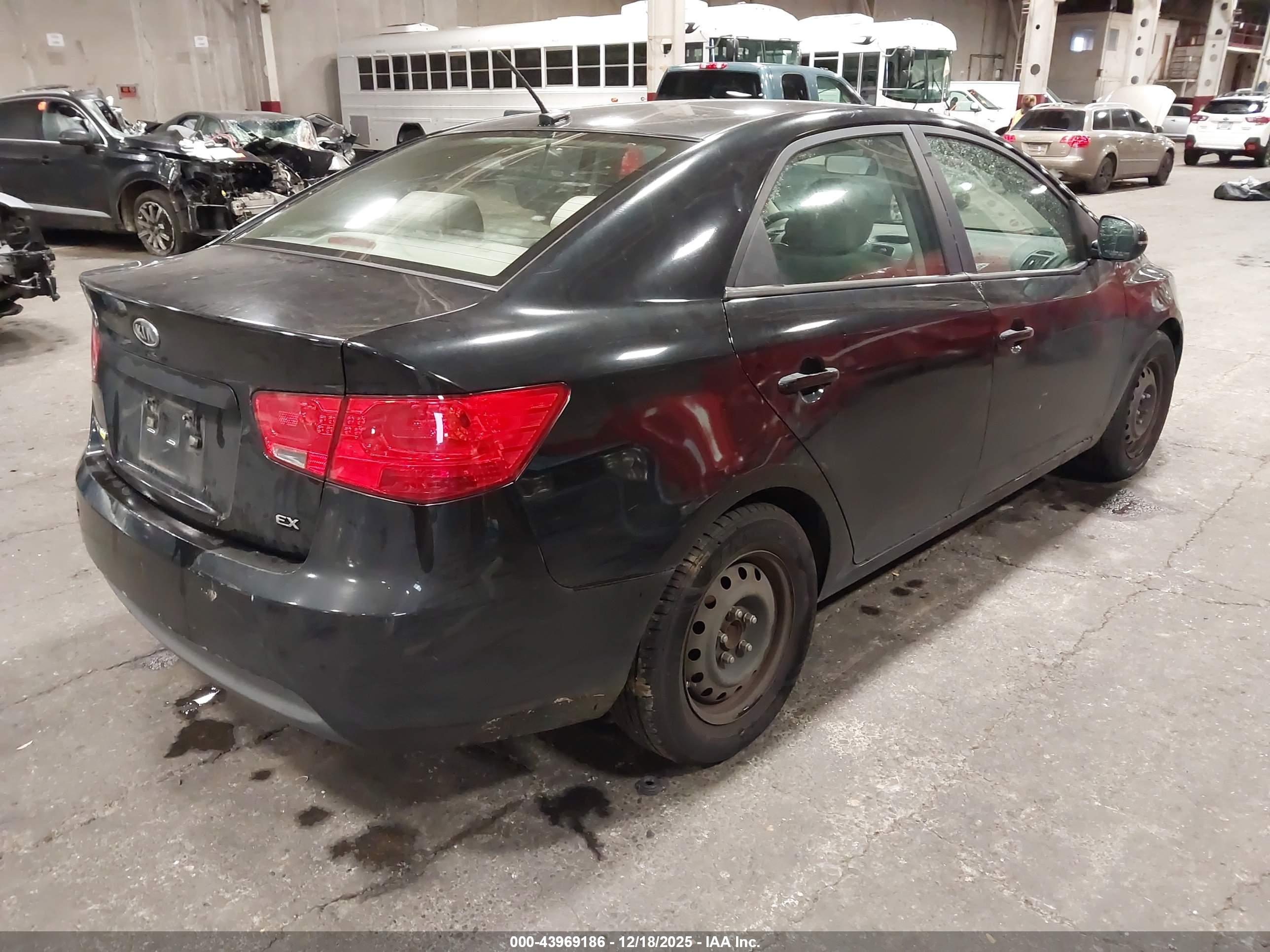 KIA FORTE image 4
