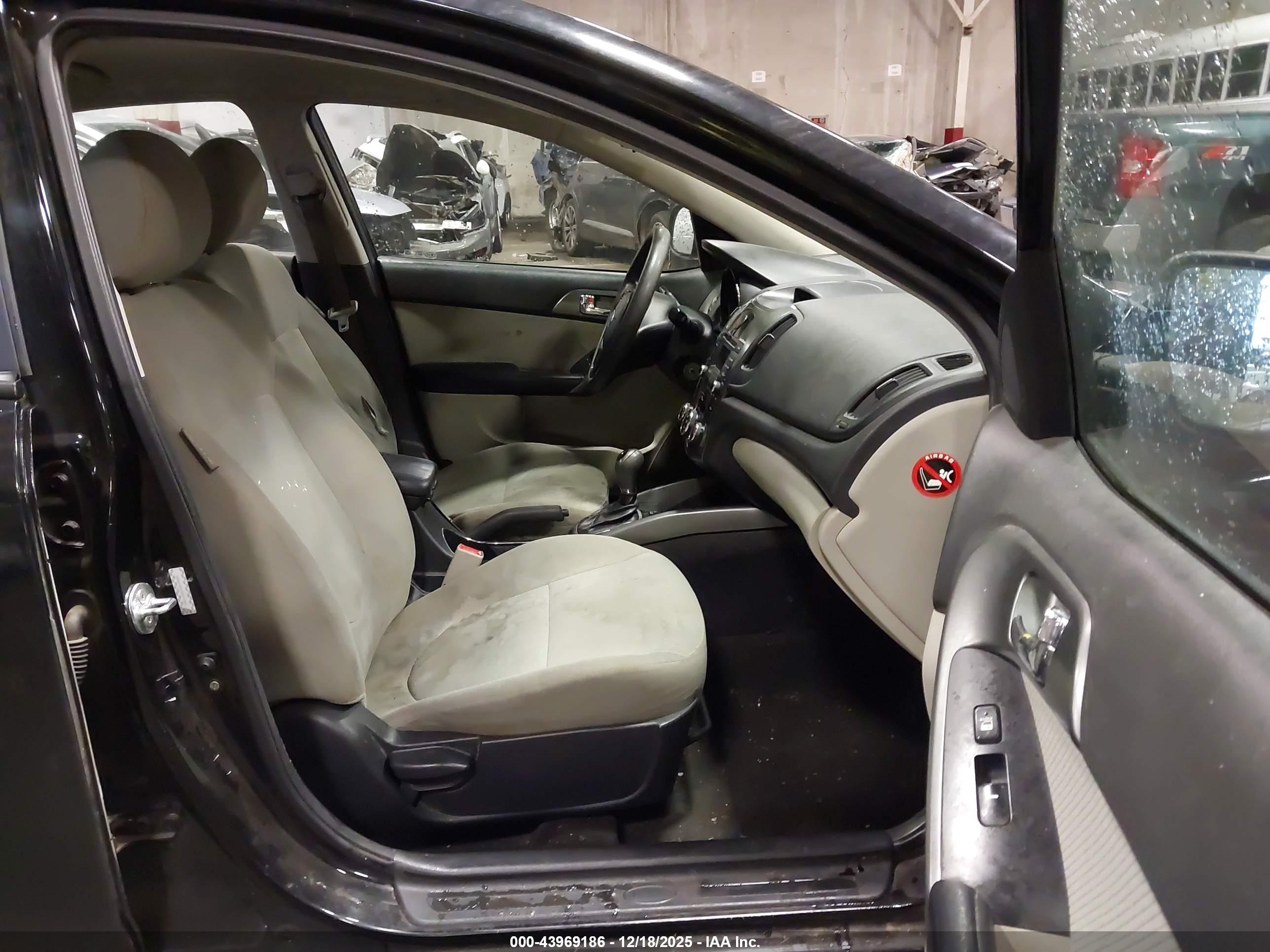 KIA FORTE image 5
