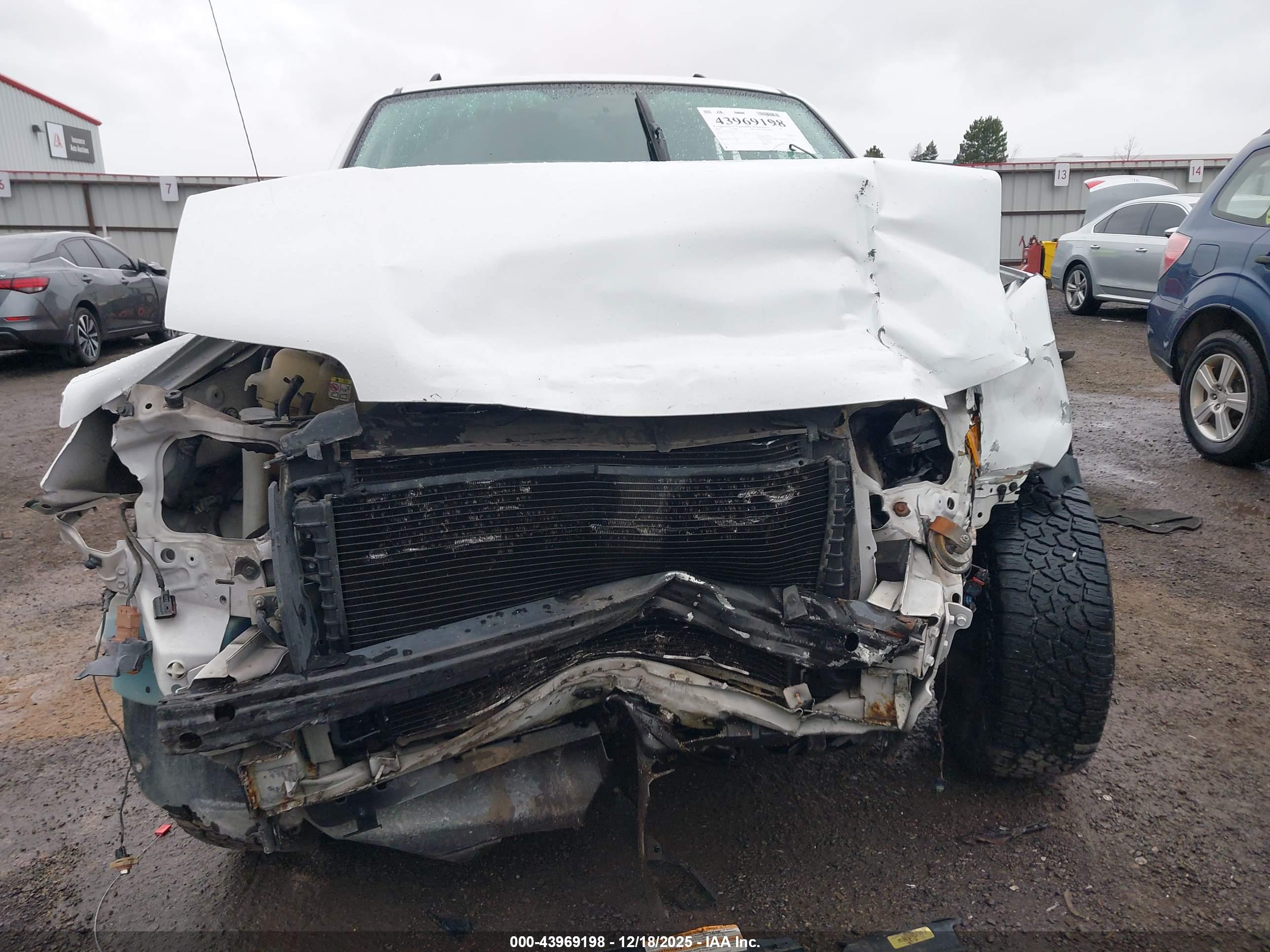 FORD ESCAPE image 6