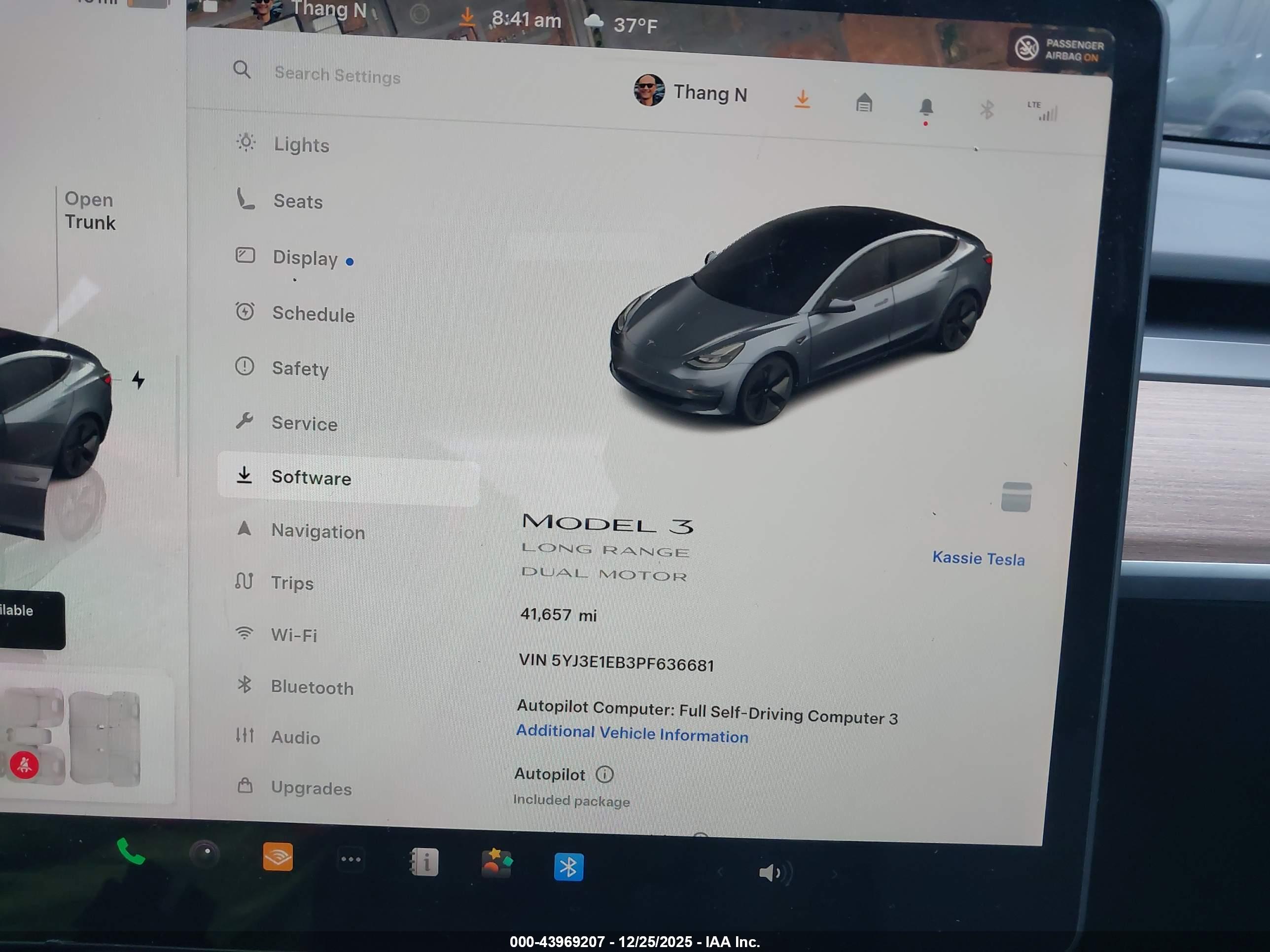 TESLA MODEL image 7