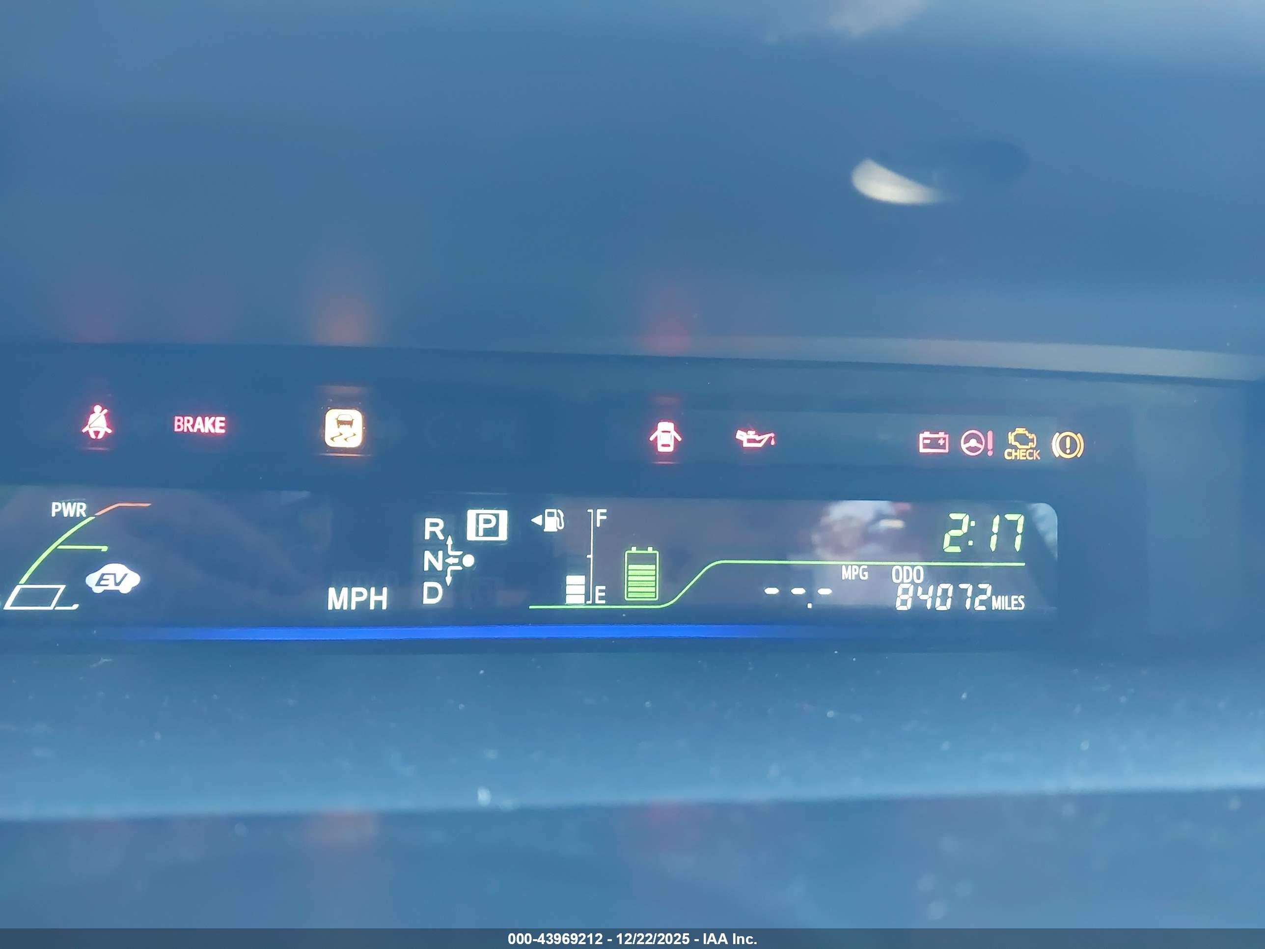 TOYOTA PRIUS image 7
