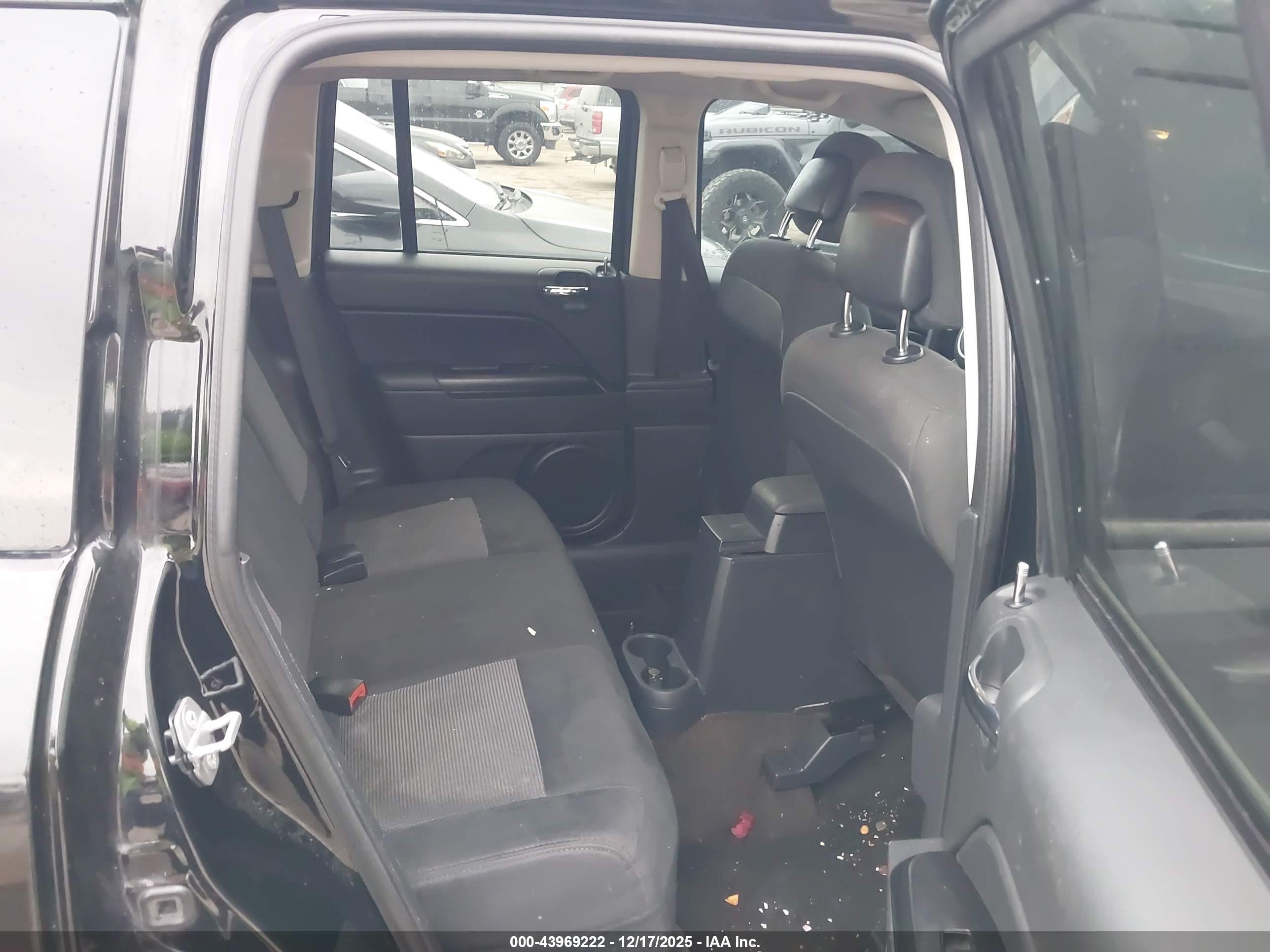 JEEP COMPASS image 8