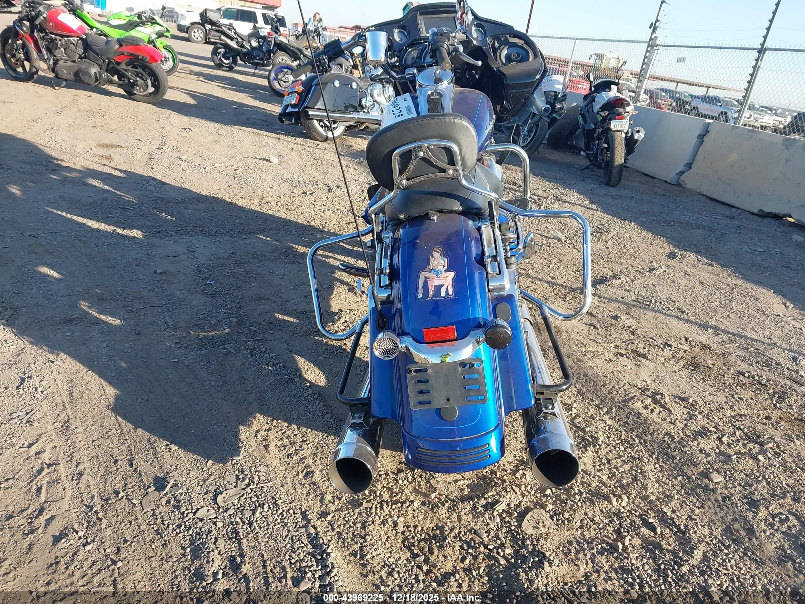 HARLEY-DAVIDSON FLTRXS image 6