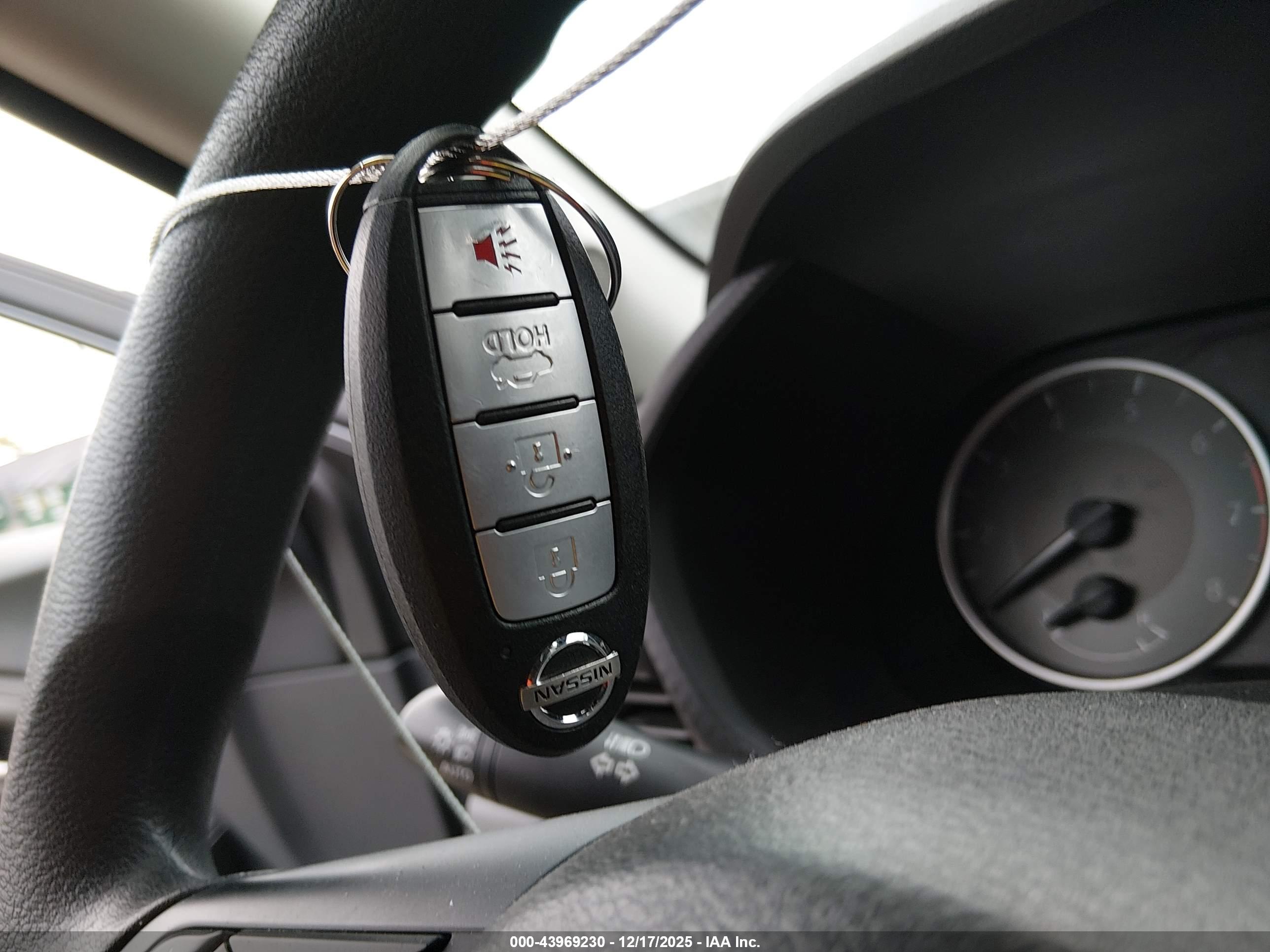 NISSAN SENTRA image 11