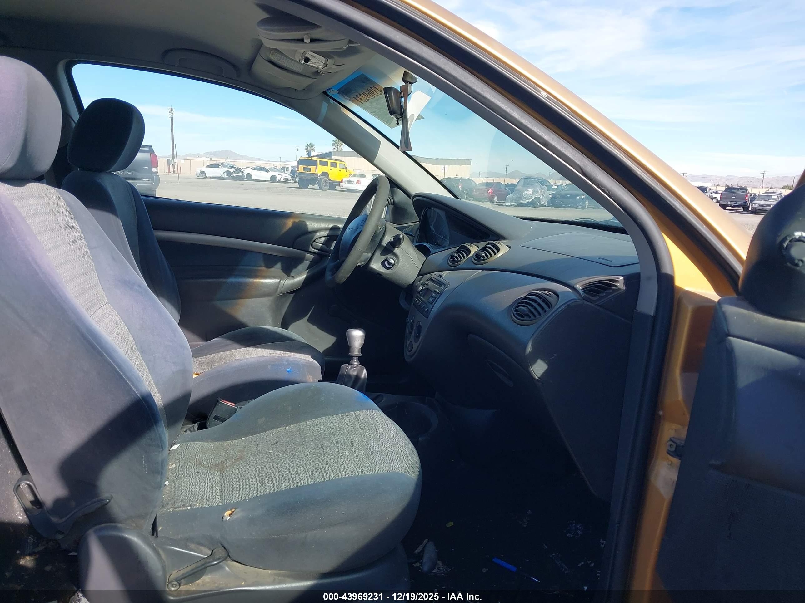 FORD FOCUS image 5