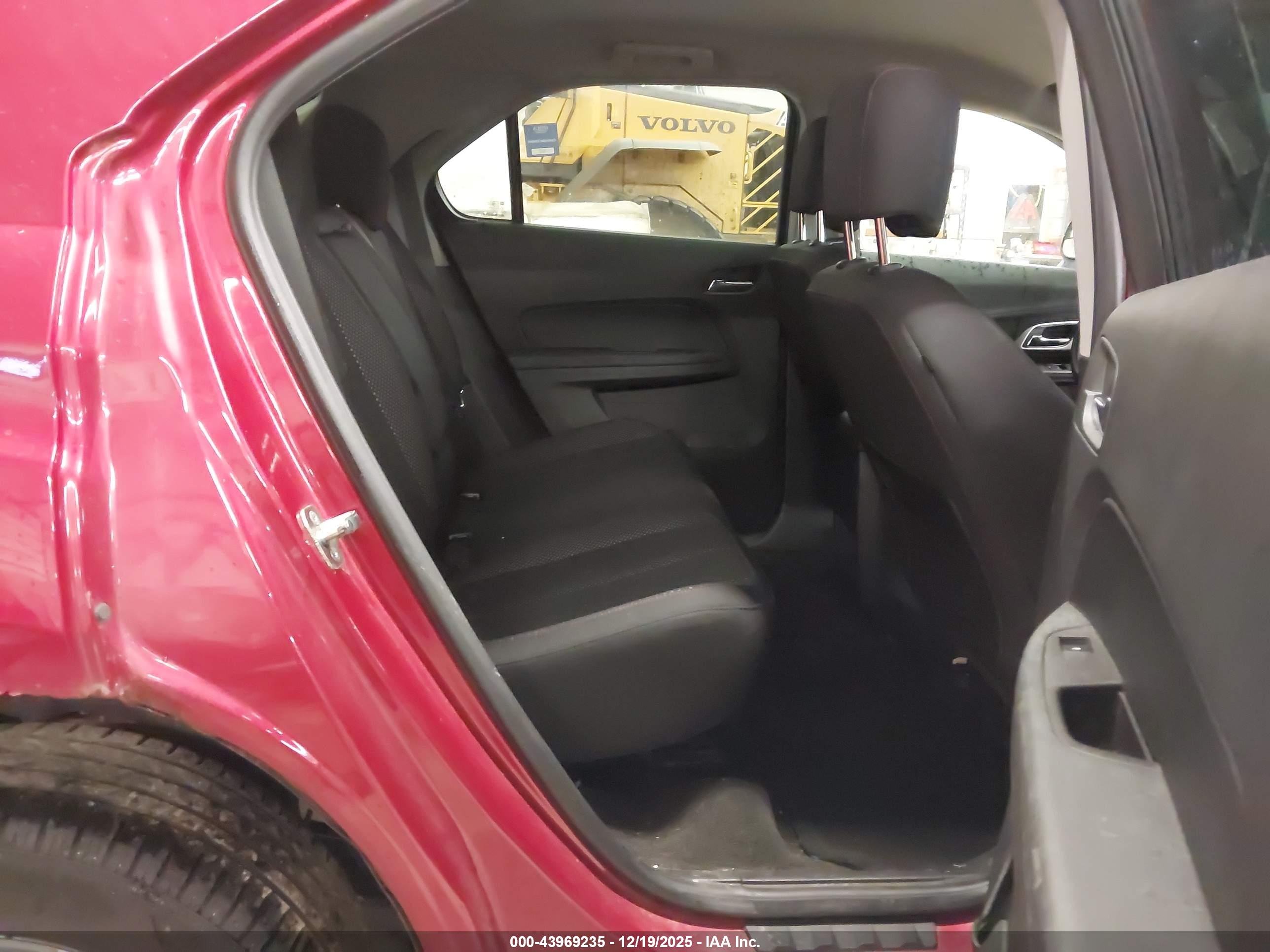 CHEVROLET EQUINOX image 8