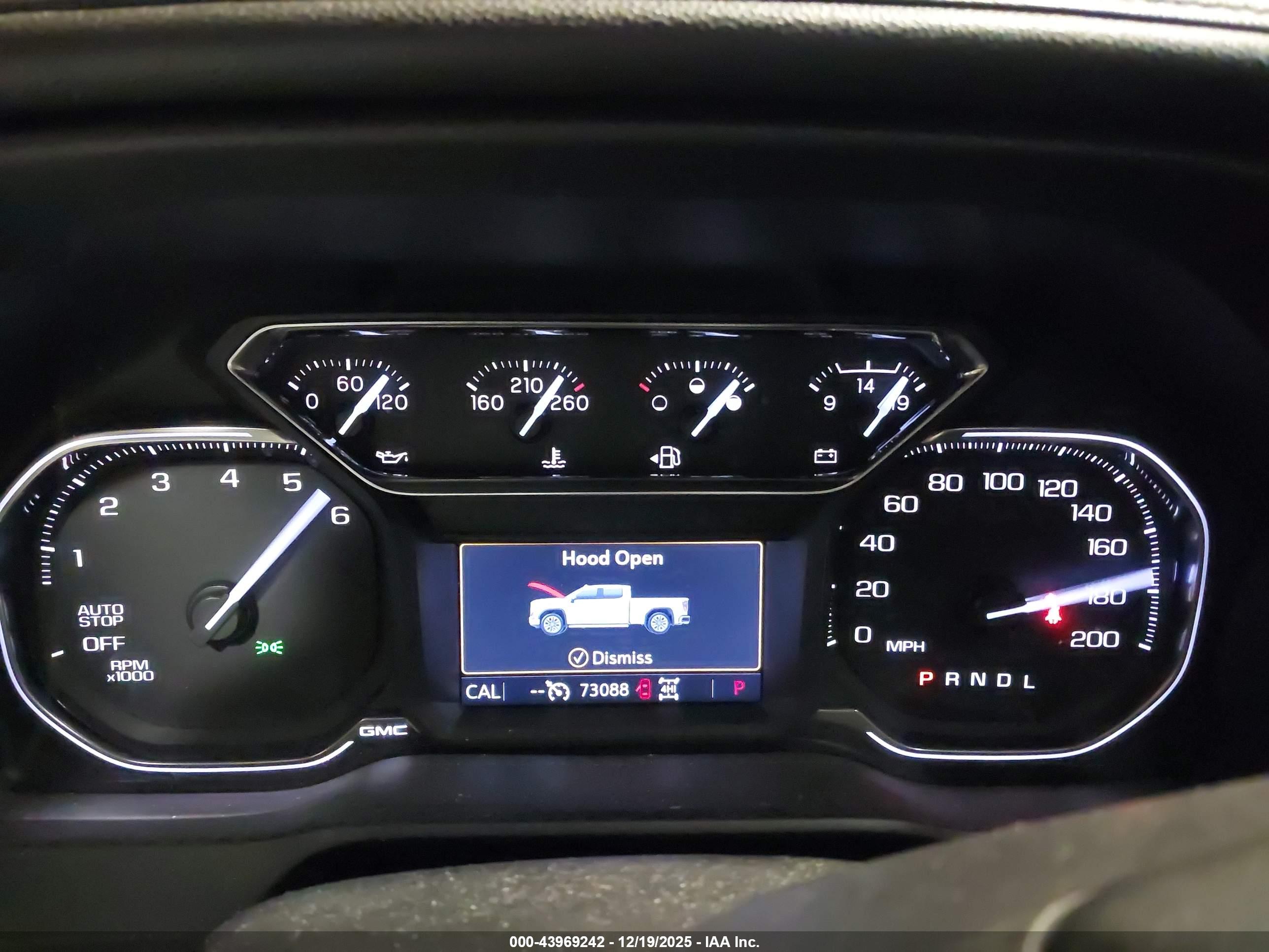 GMC SIERRA image 7
