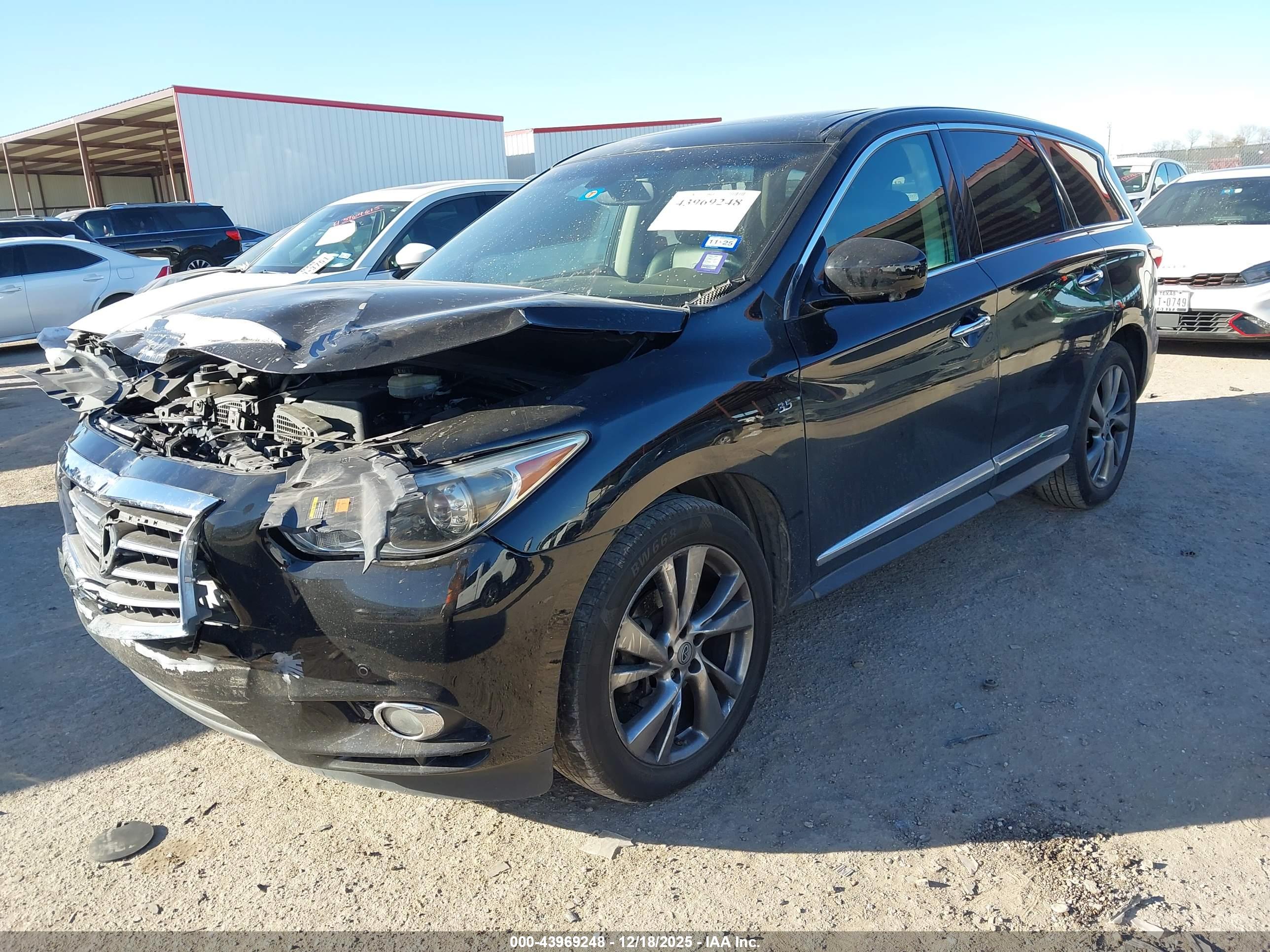INFINITI QX60 image 2