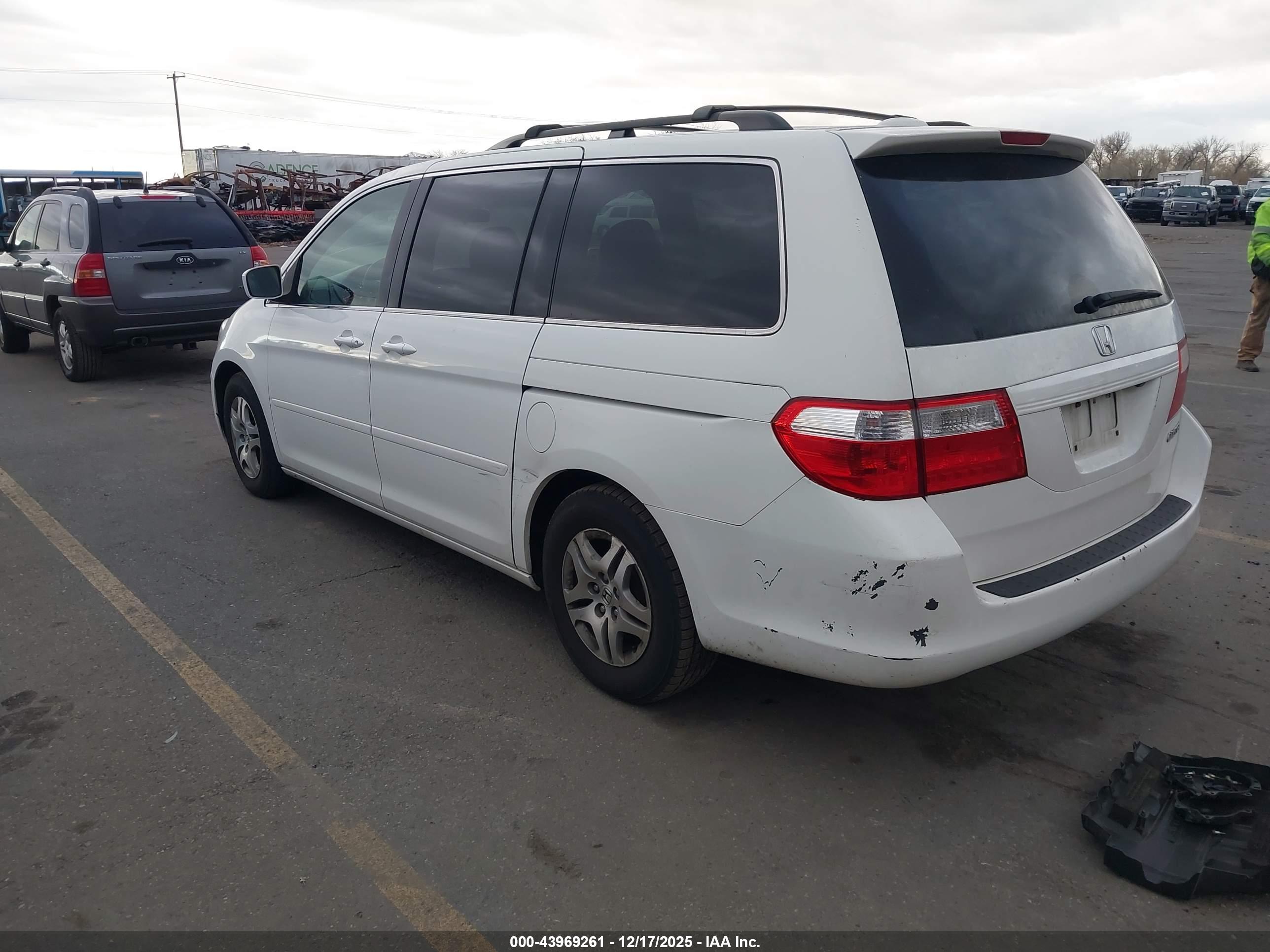 HONDA ODYSSEY image 3