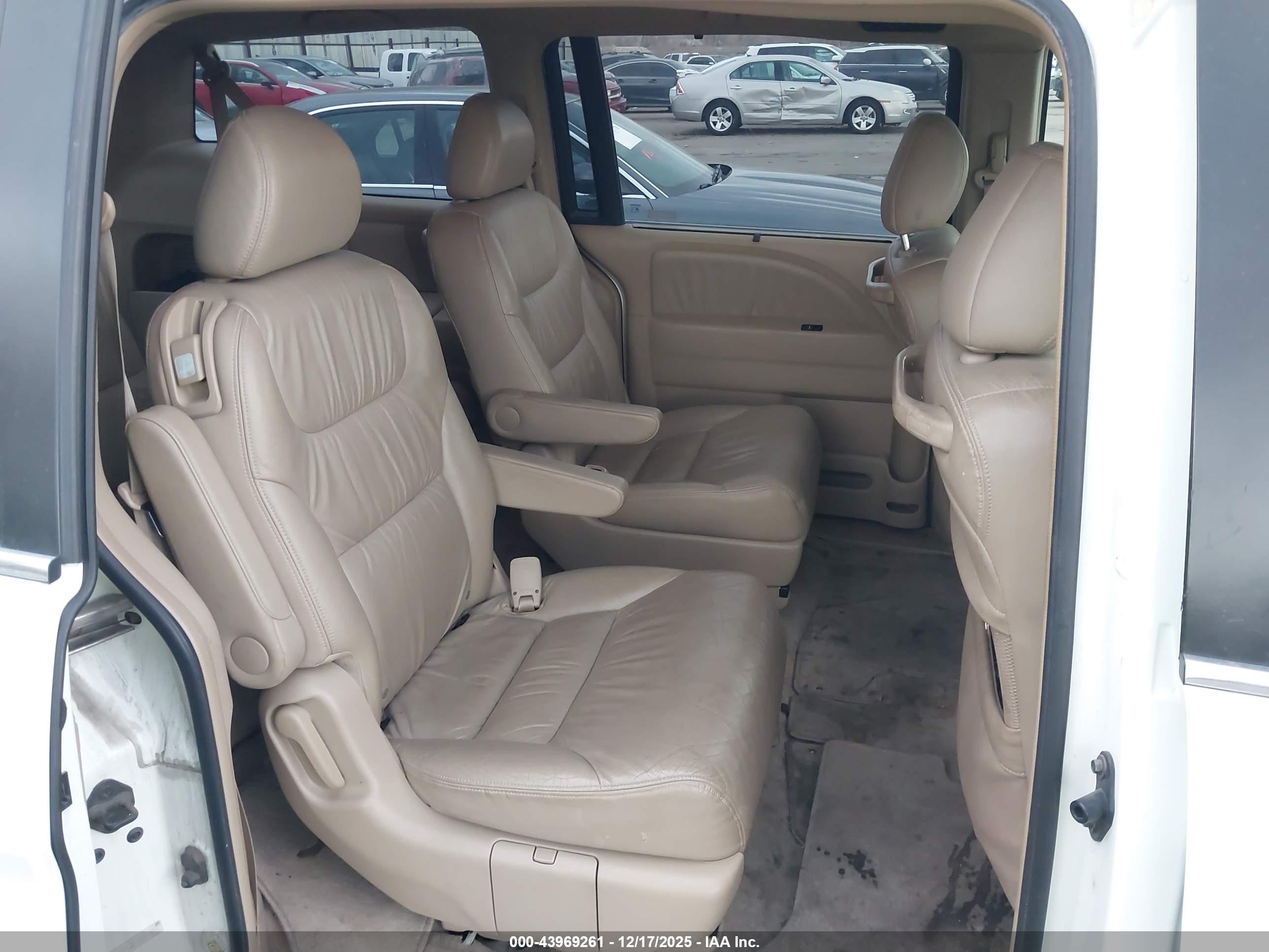HONDA ODYSSEY image 8