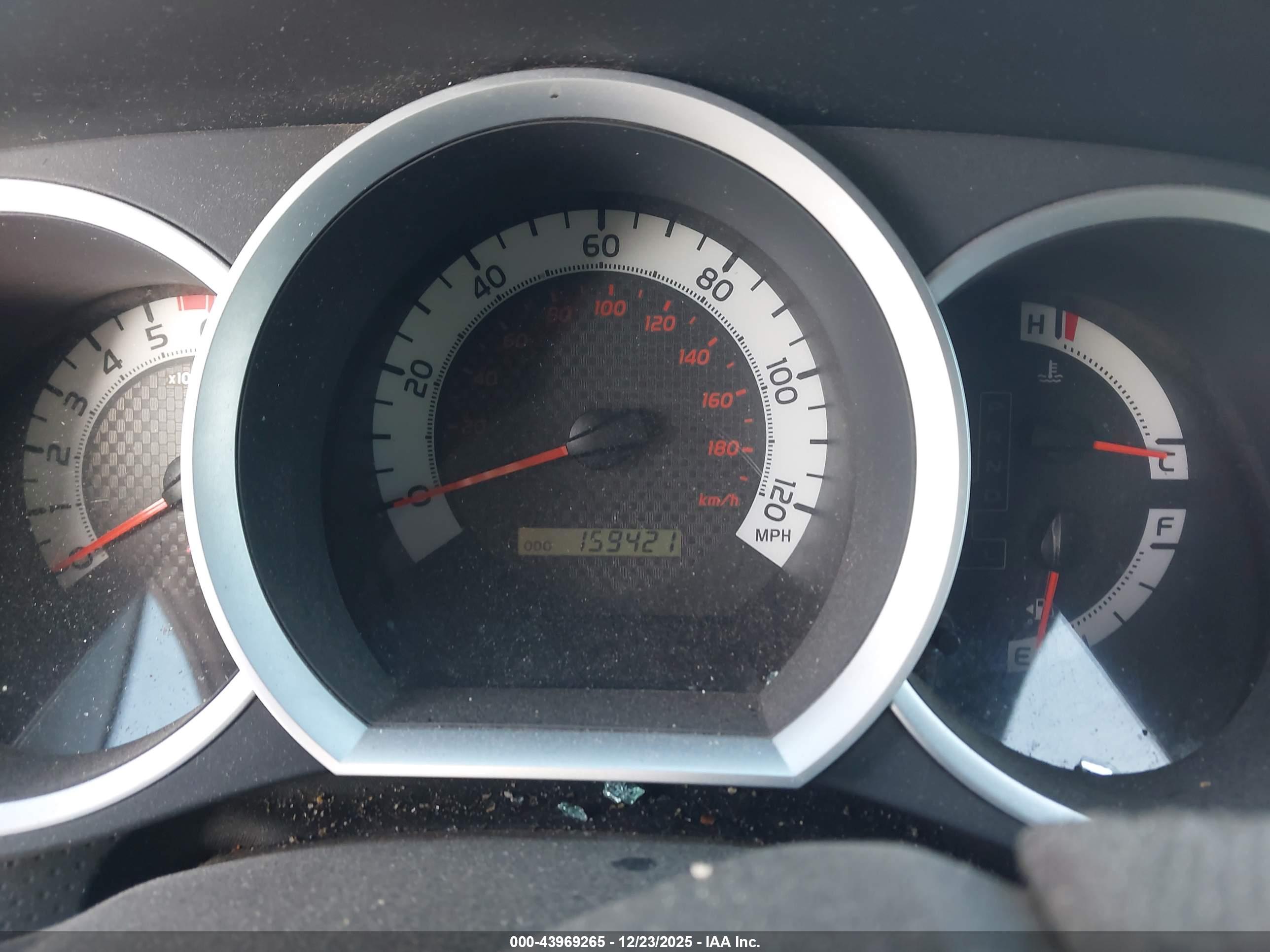 TOYOTA TACOMA image 7