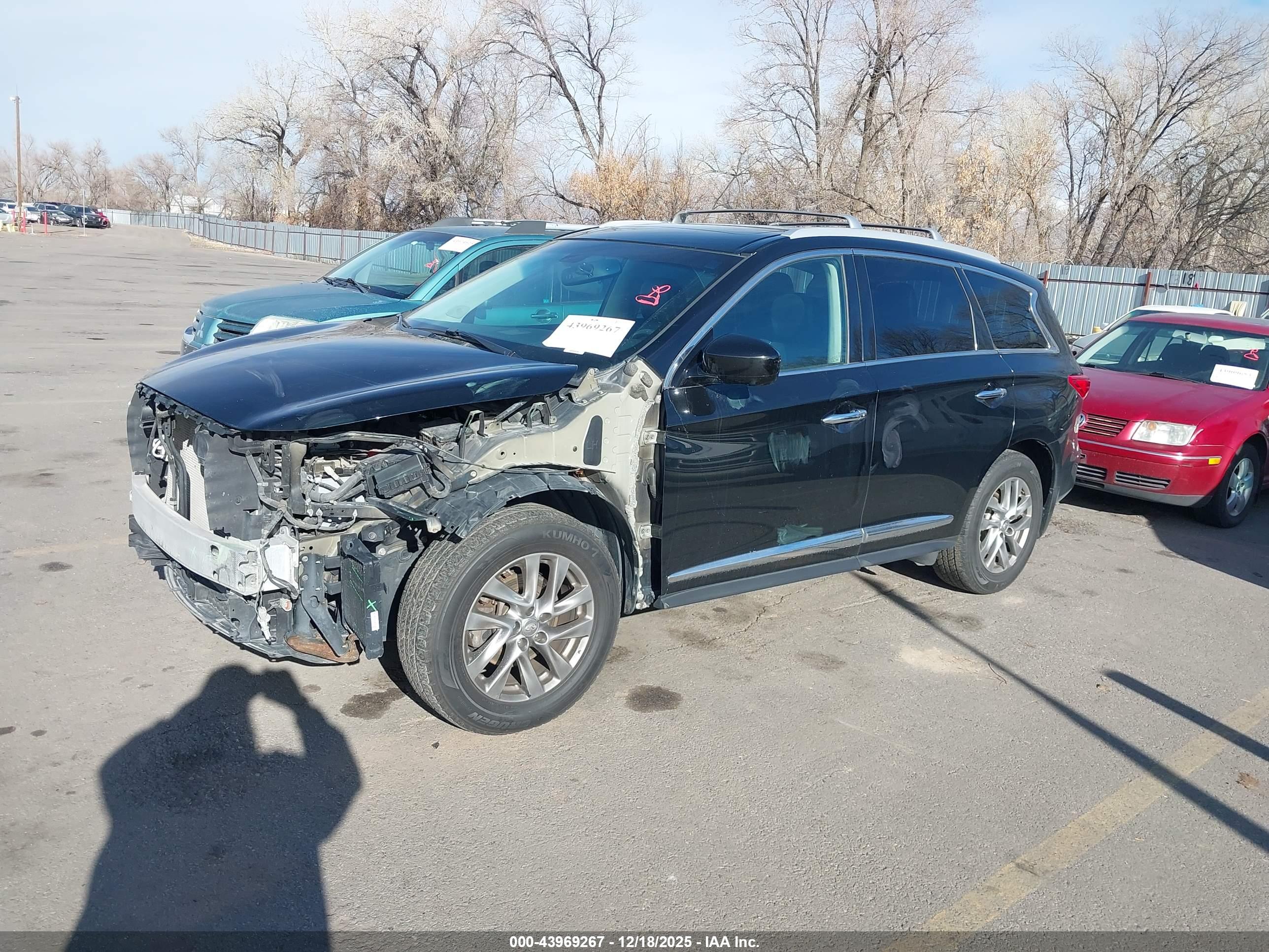 INFINITI QX60 image 2