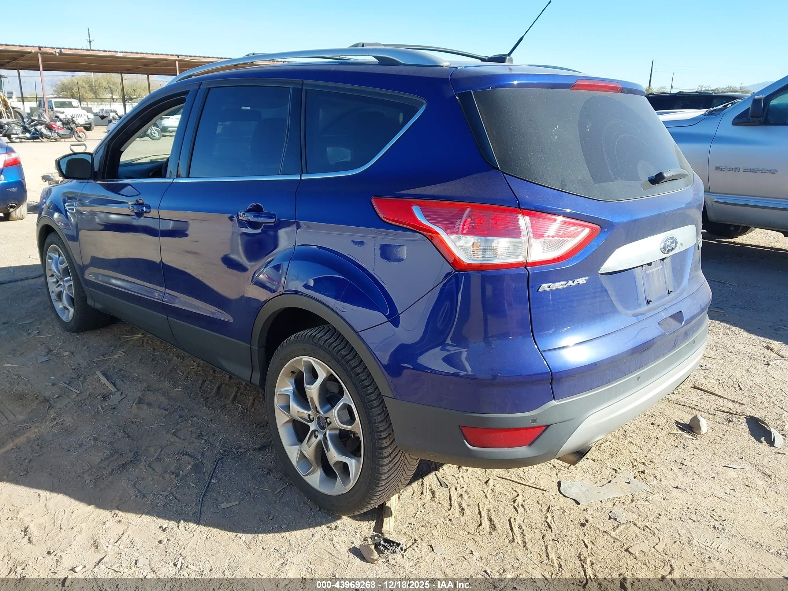 FORD ESCAPE image 3