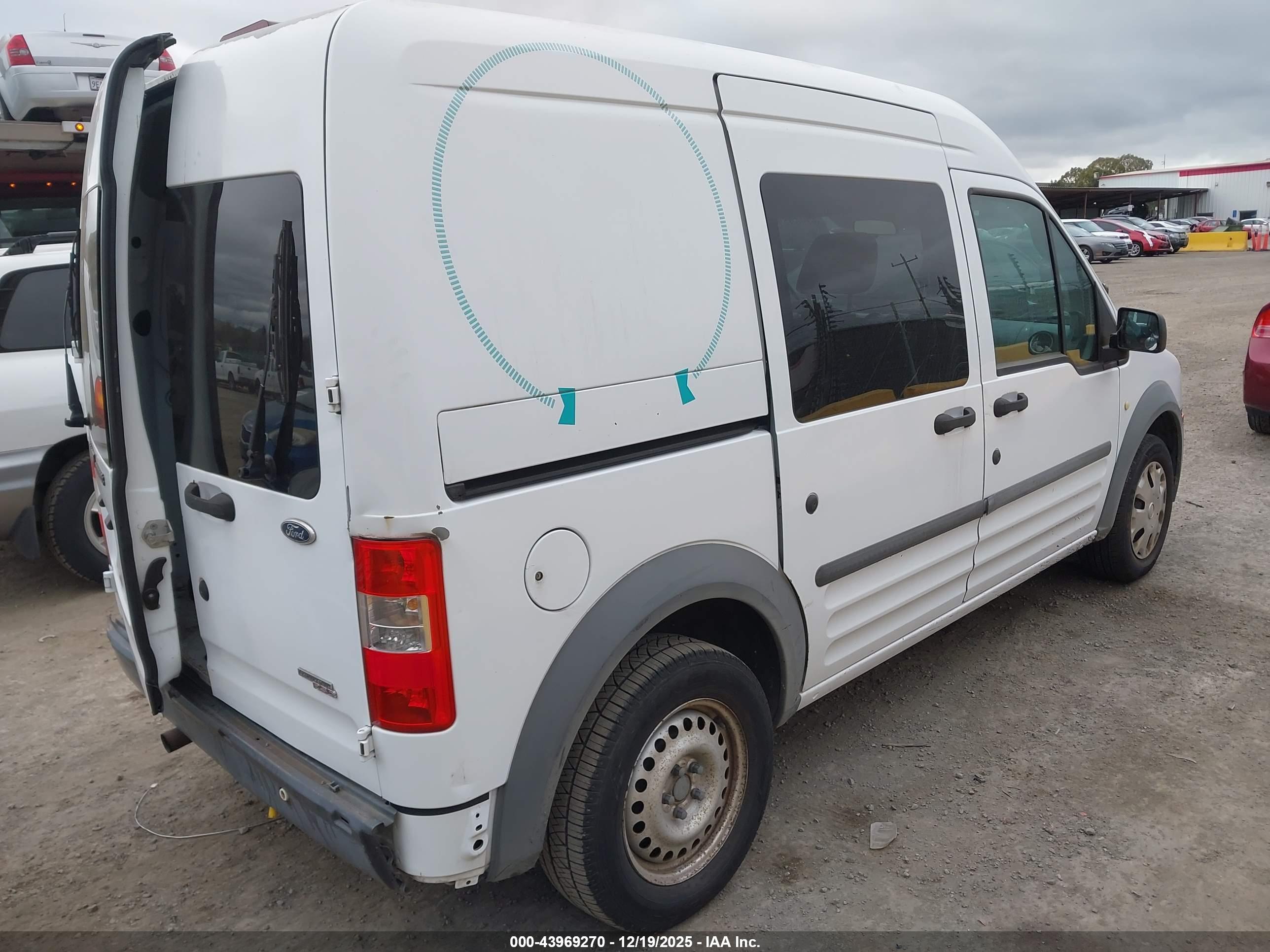 FORD TRANSIT image 4
