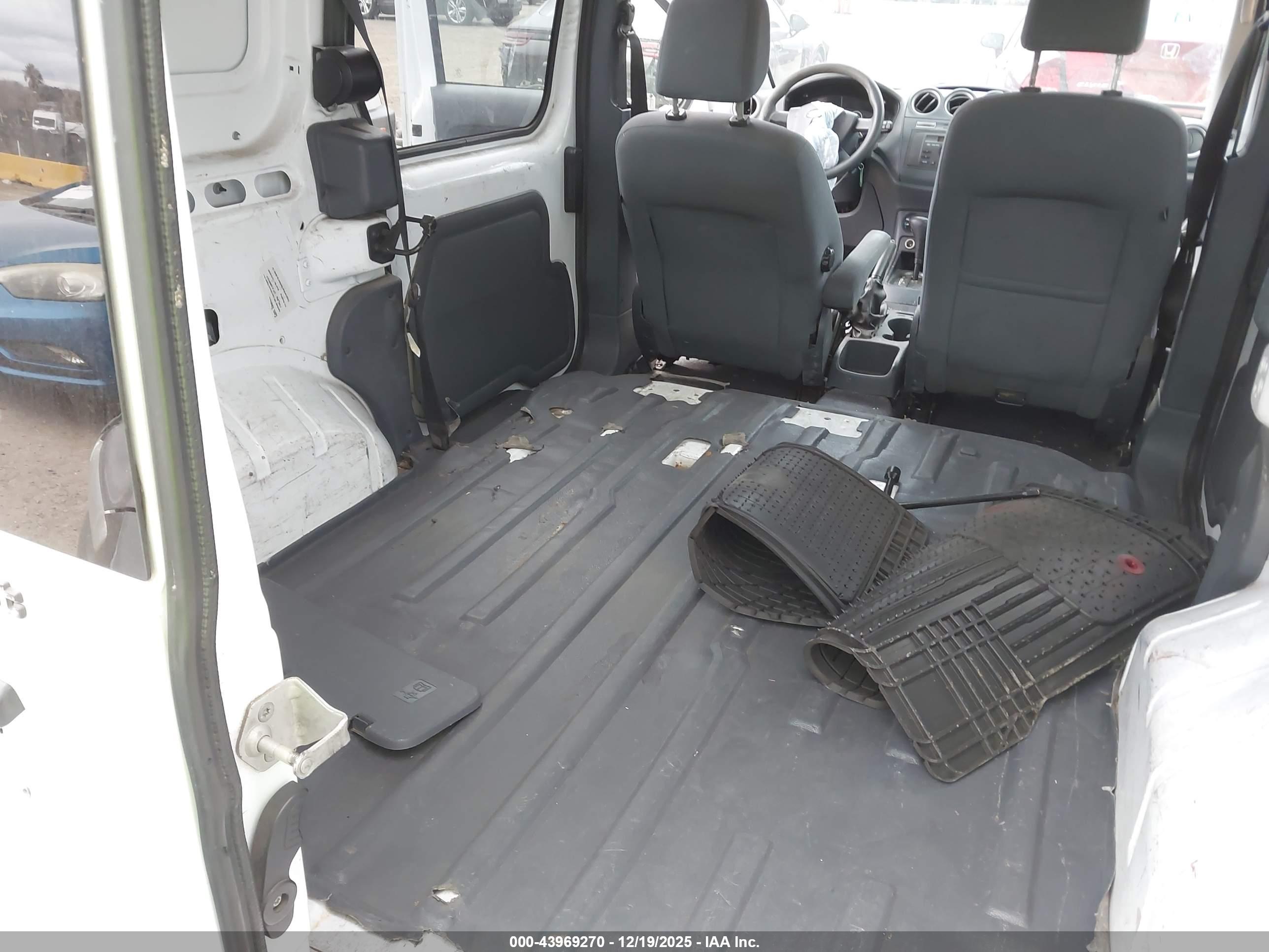 FORD TRANSIT image 8