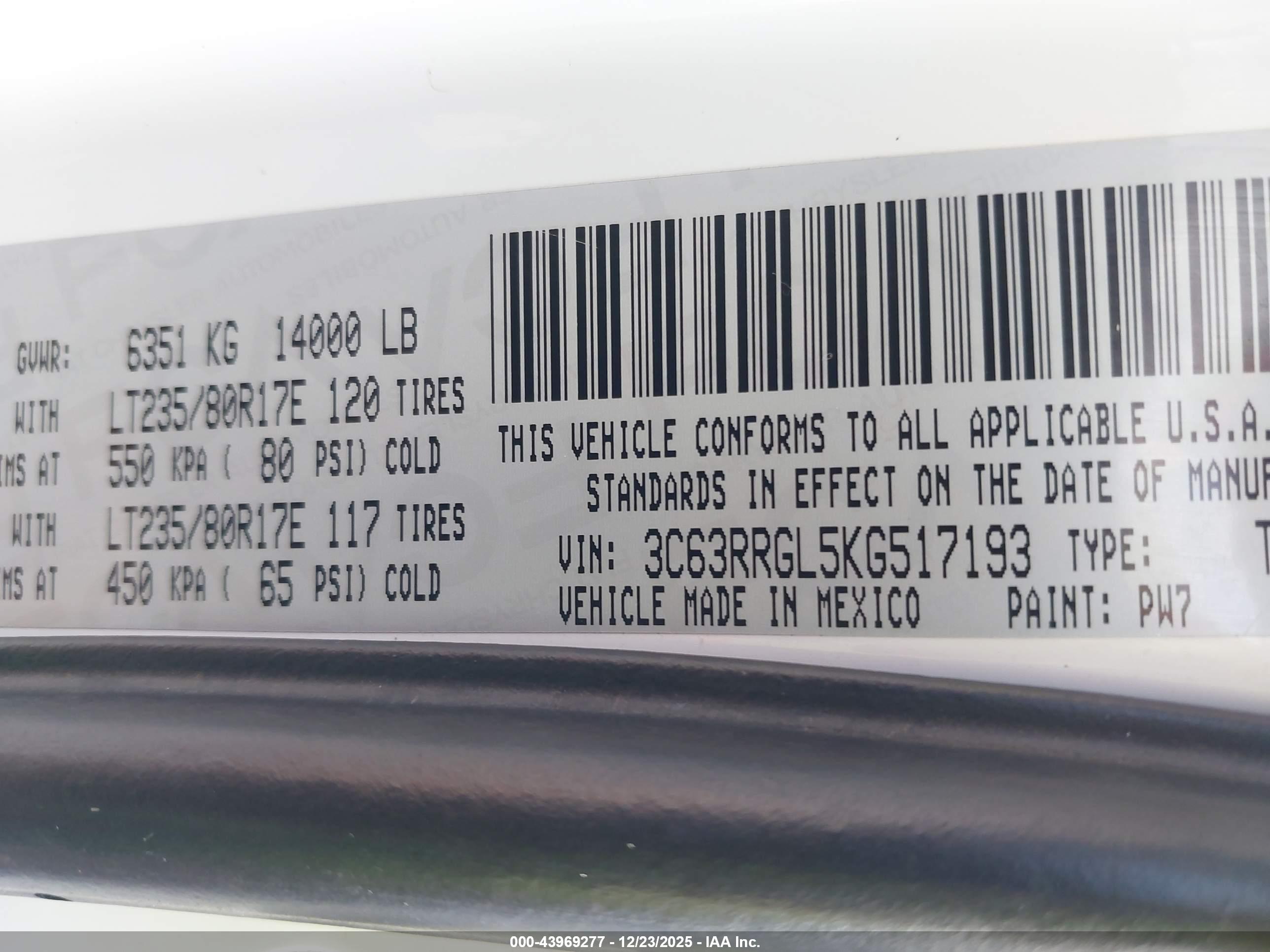 RAM 3500 image 9