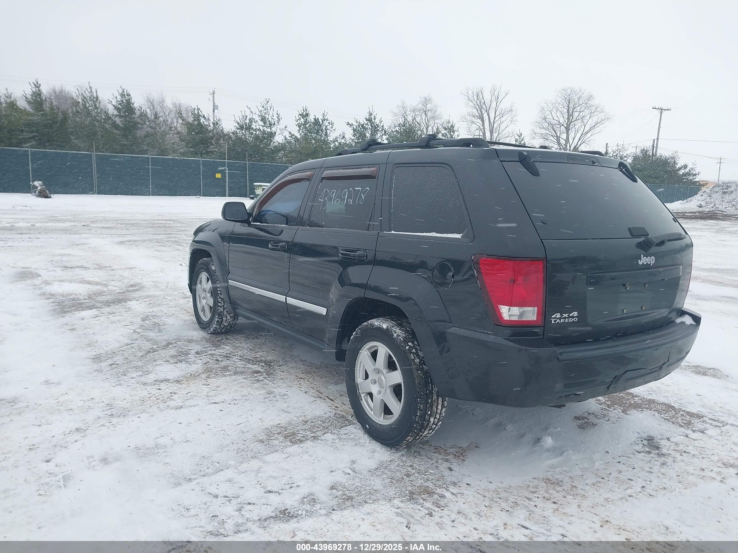 JEEP GRAND image 3