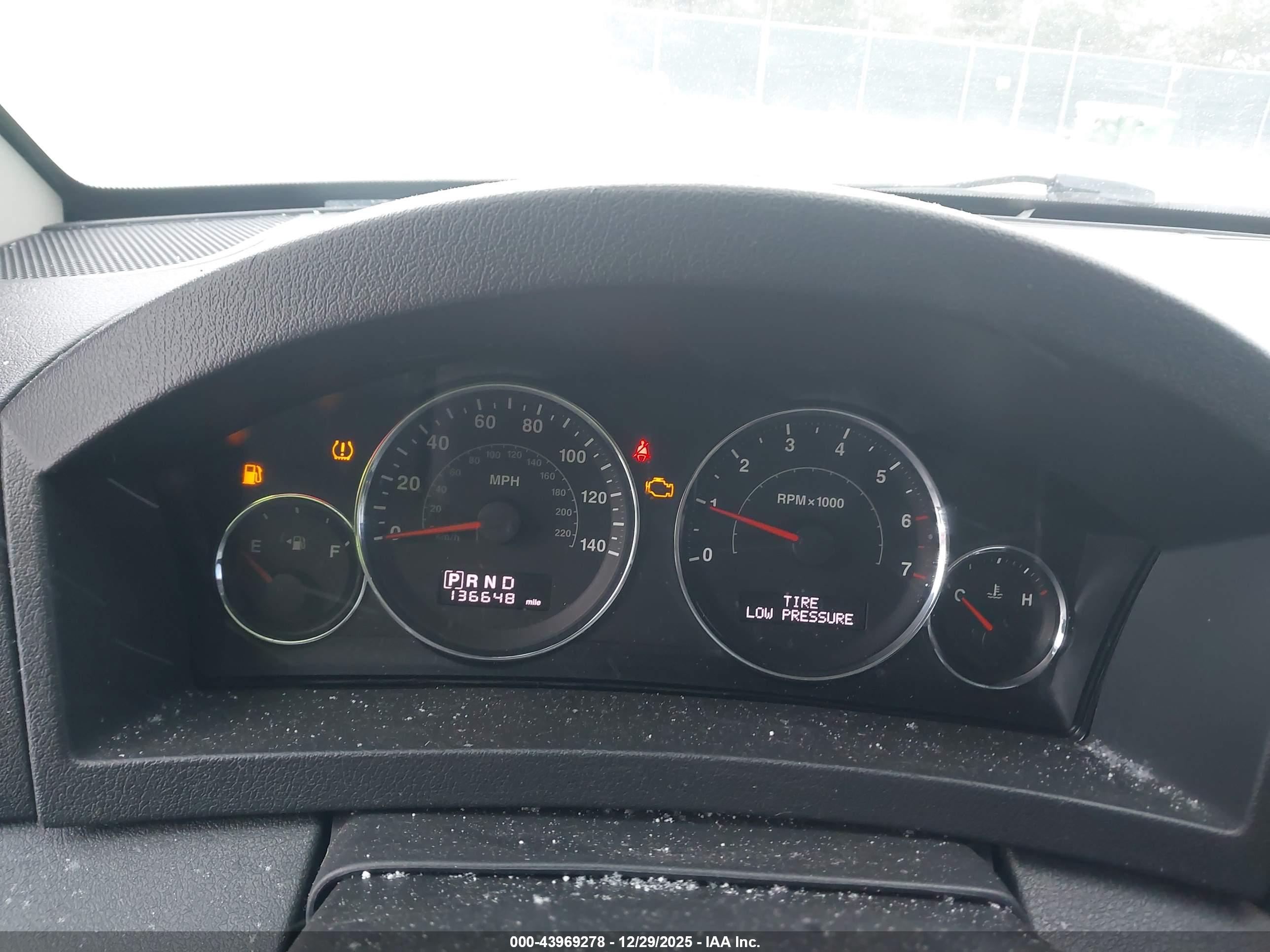 JEEP GRAND image 7
