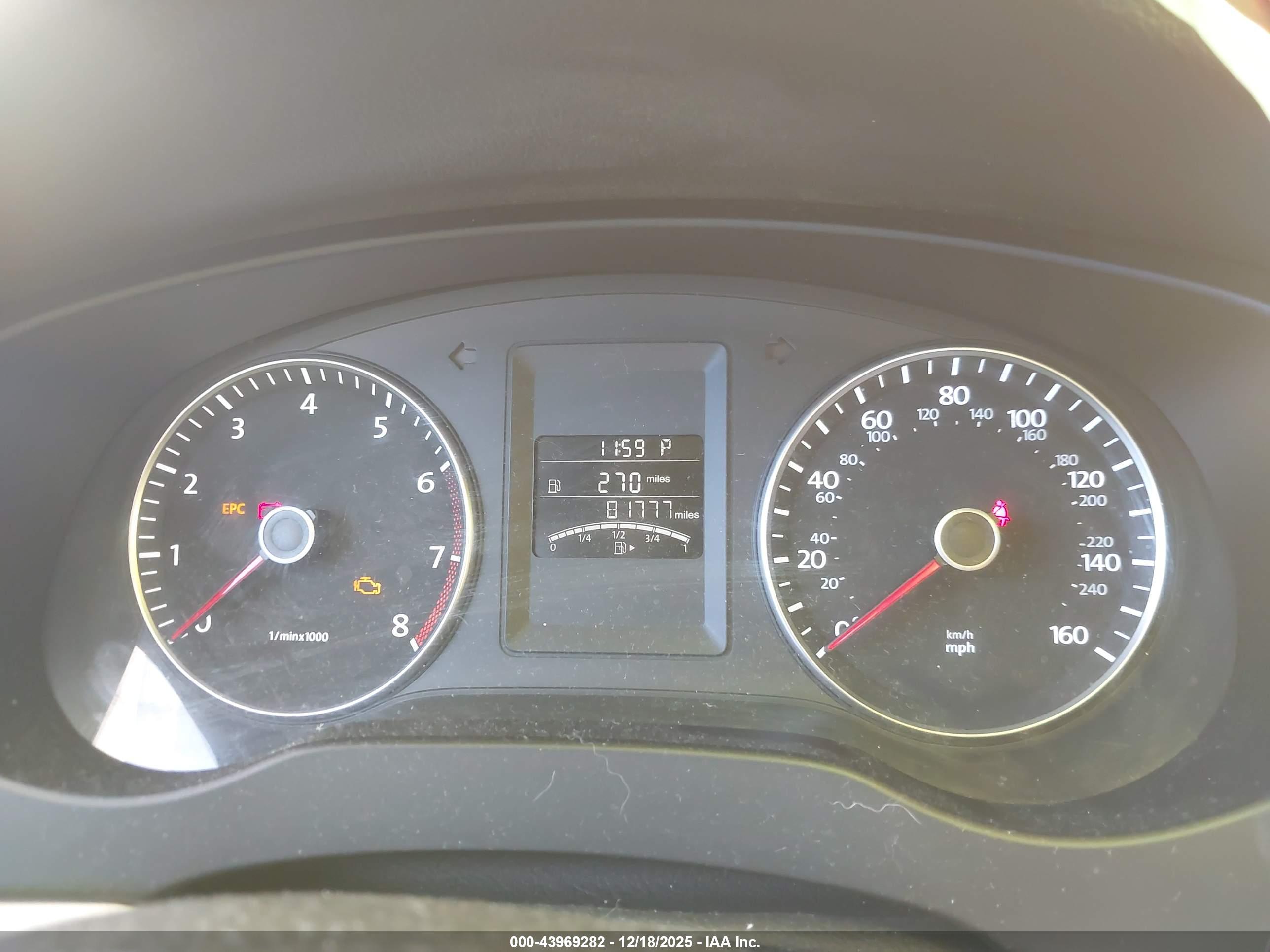 VOLKSWAGEN JETTA image 7